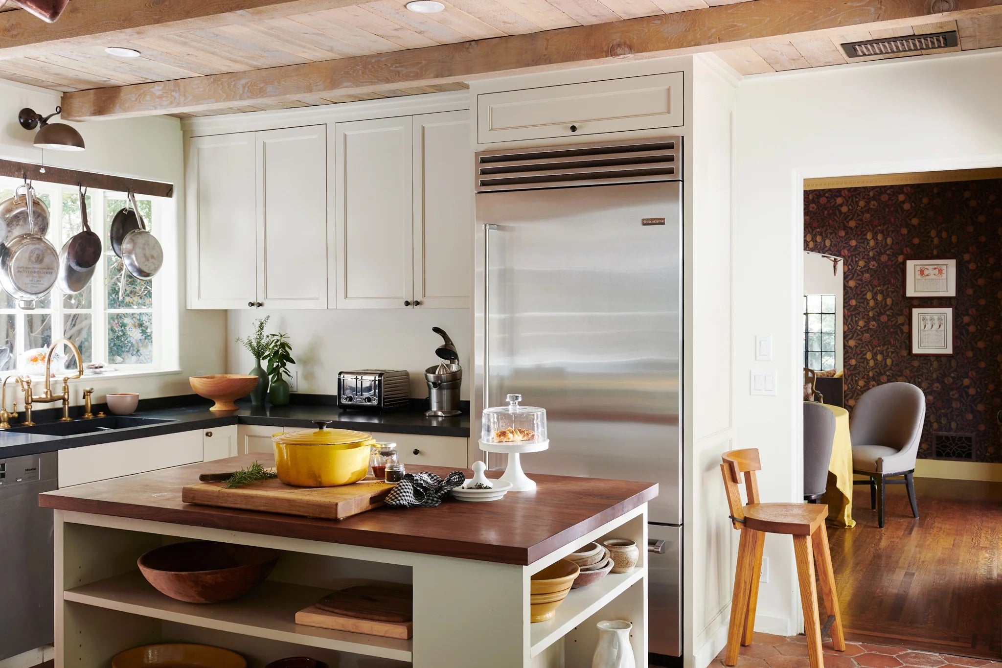 Transitional Kitchen