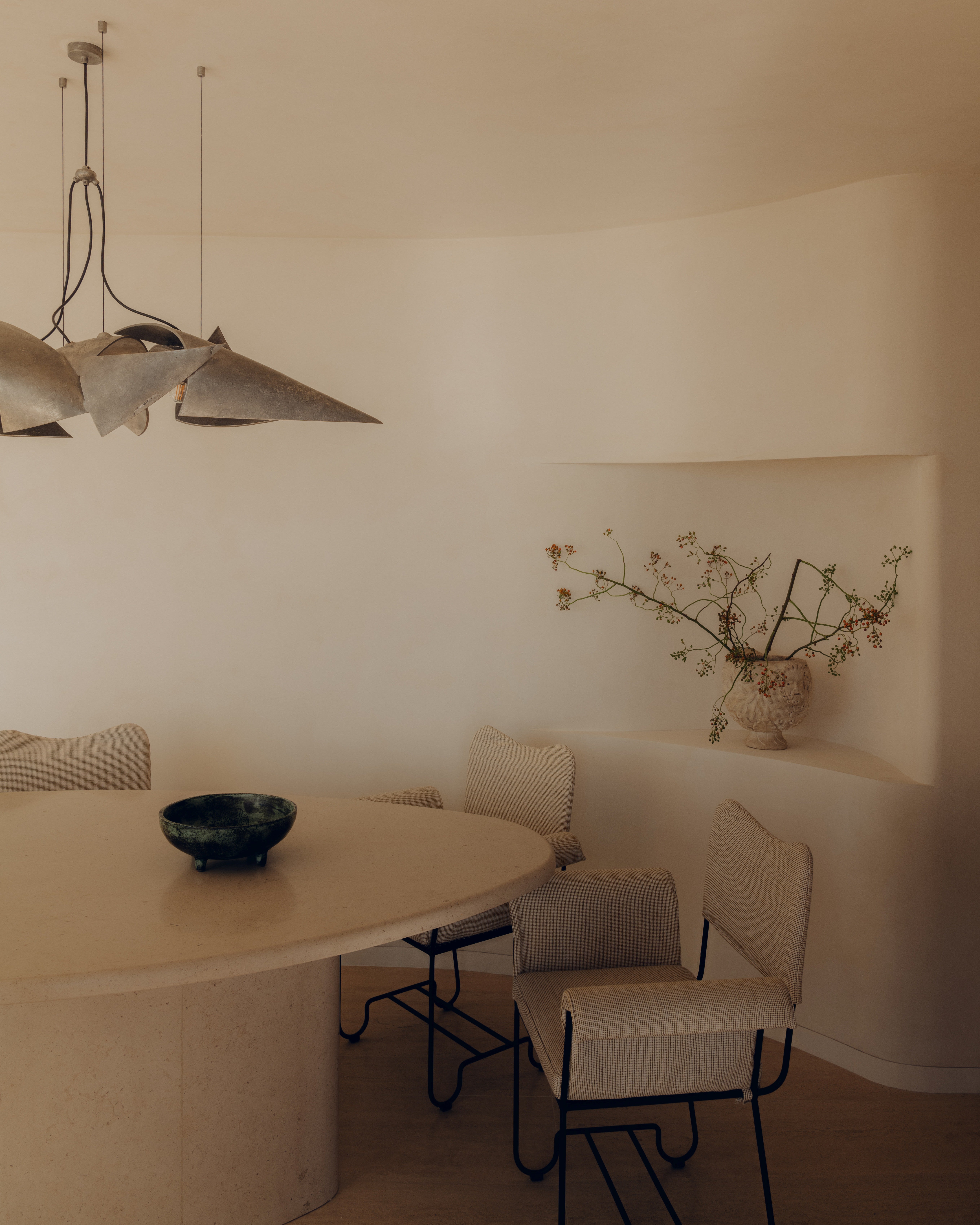 Minimalist Dining Room