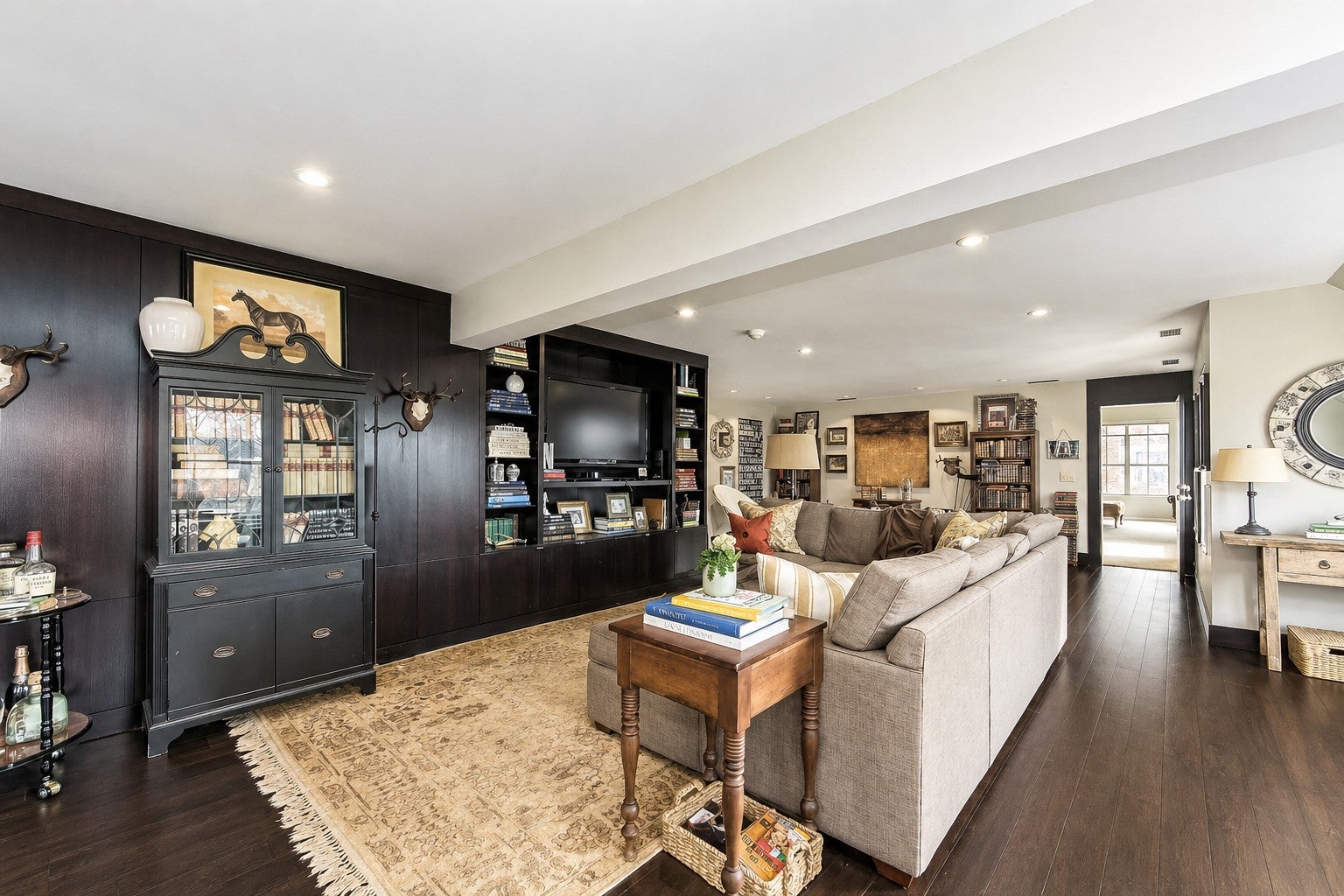 Contemporary Living Room