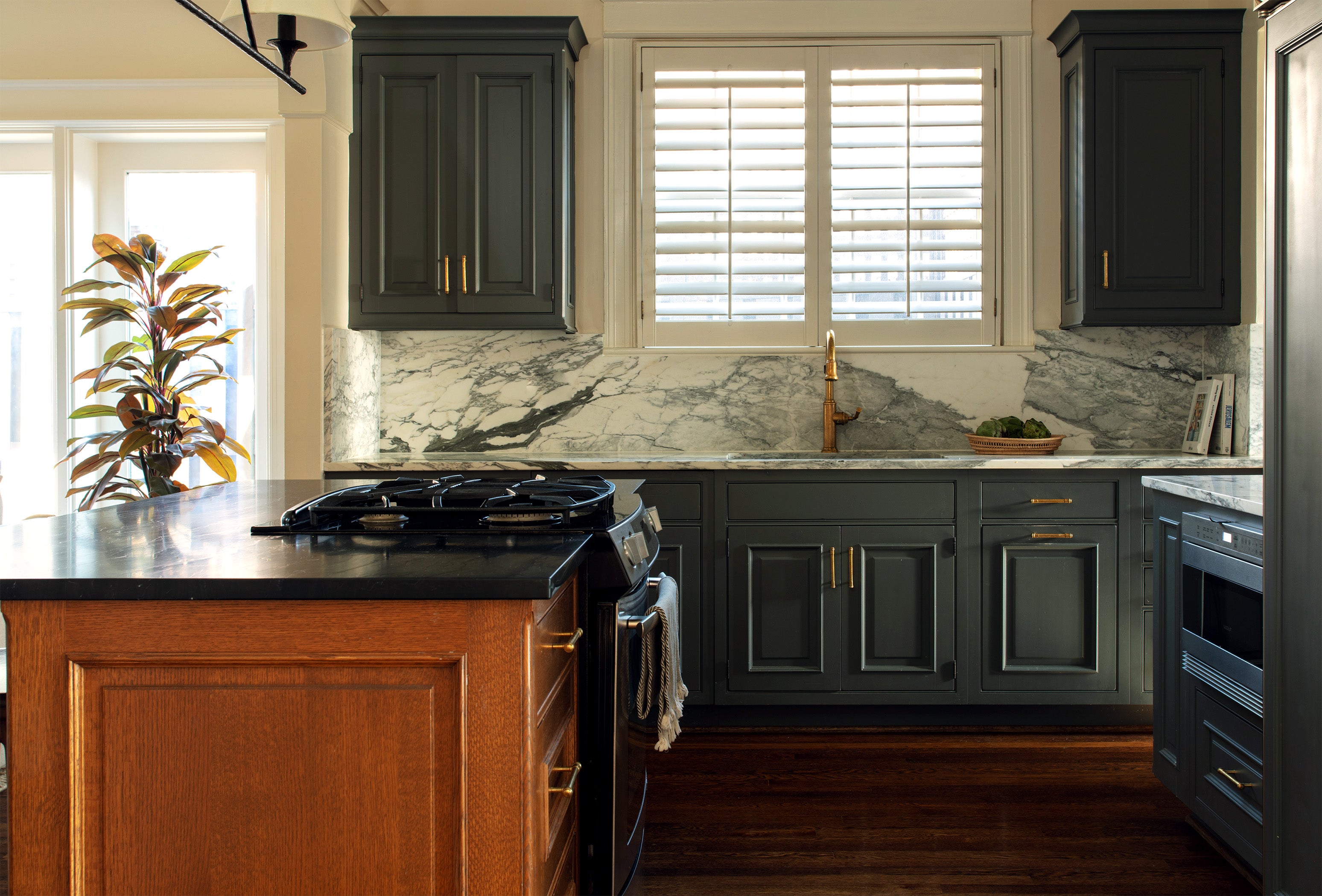 Transitional Kitchen
