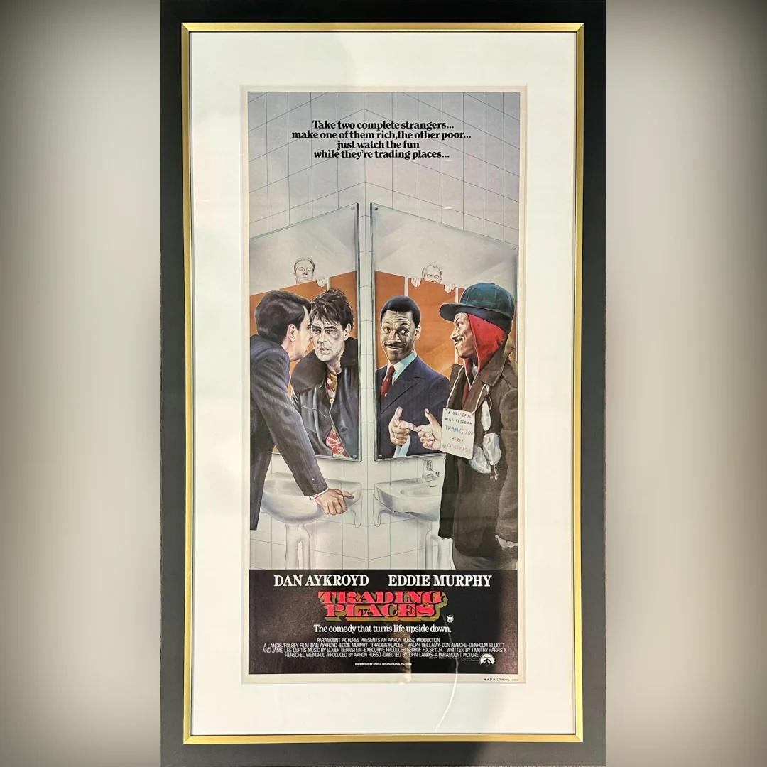 Trading Places (1983) - UNGESCHRÄNKT
Original Australischer Tageszettel (13 X 27 Zoll)

Dies ist ein original australisches Plakat von 1983 für Trading Places, die klassische Komödie von John Landis mit Eddie Murphy, Dan Aykroyd und Jamie Lee Curtis