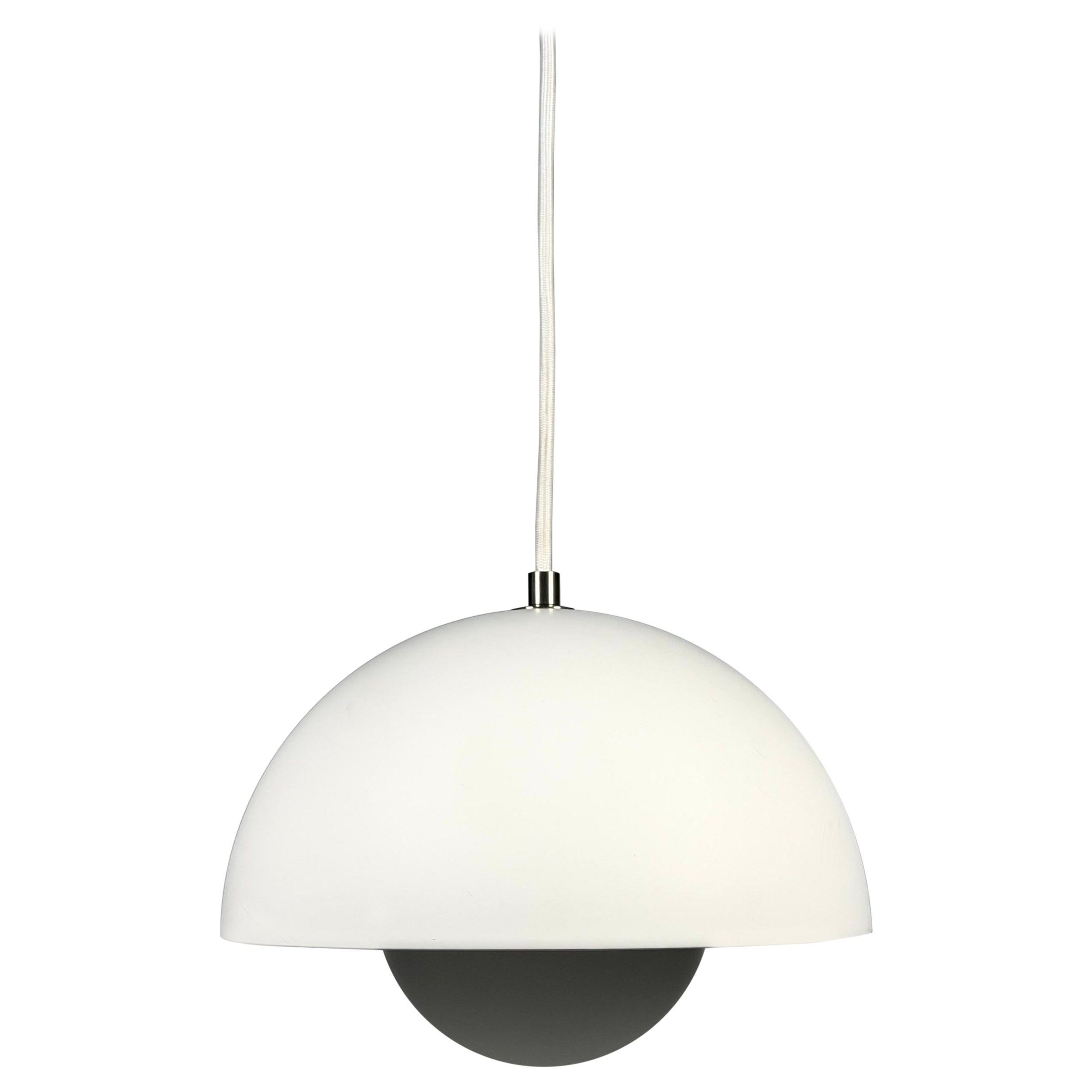 &Tradition FlowerPot Pendant Light VP1 Ceiling Lamp Hanging Lamp E27 White en vente