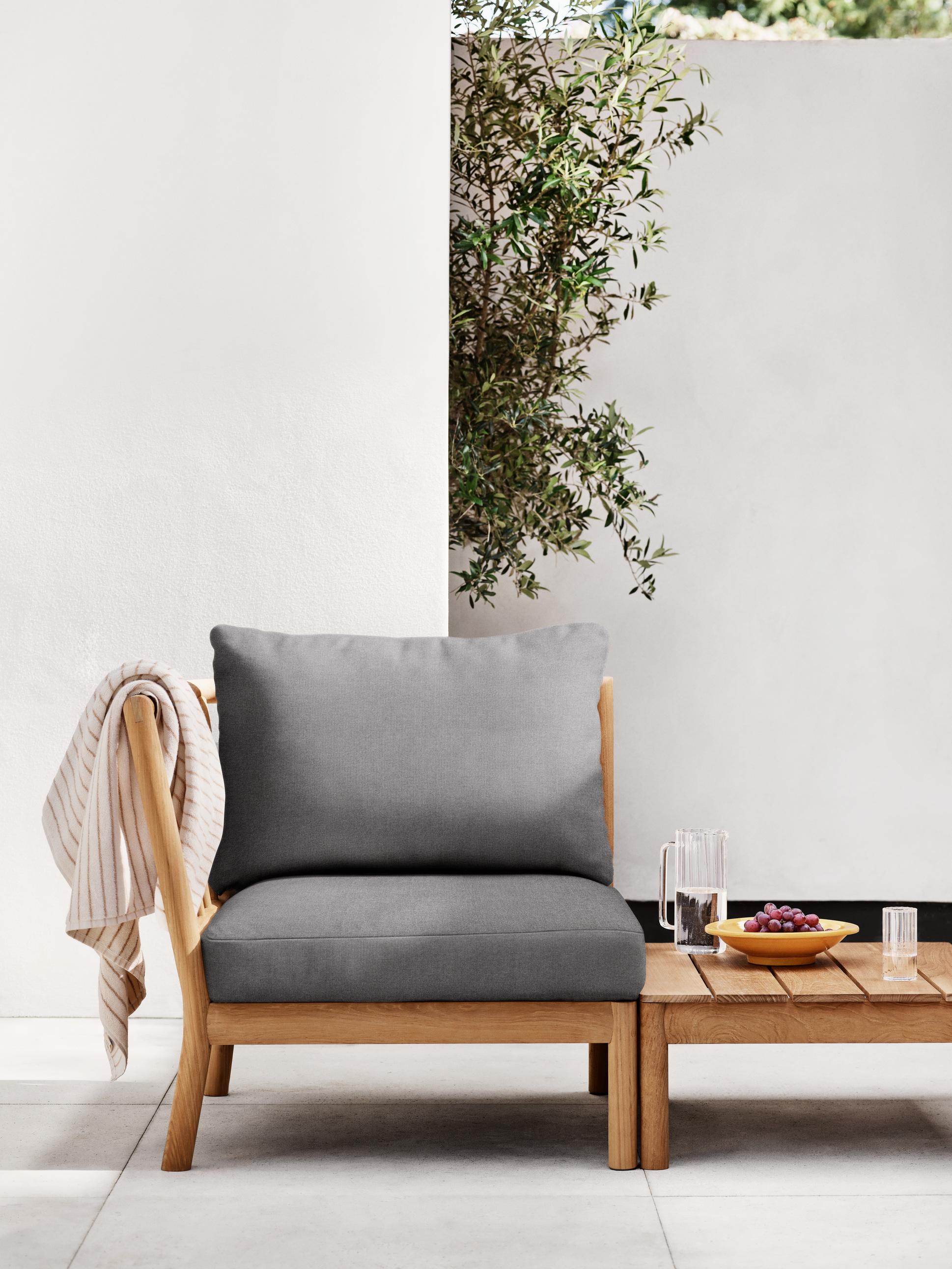 Set di divani da esterno 'Tradition' in teak per Fritz Hansen Set di 3 pezzi in vendita 3