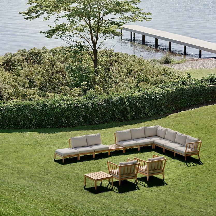 Set di divani da esterno 'Tradition' in teak per Fritz Hansen Set di 3 pezzi In condizioni Nuovo in vendita a Glendale, CA