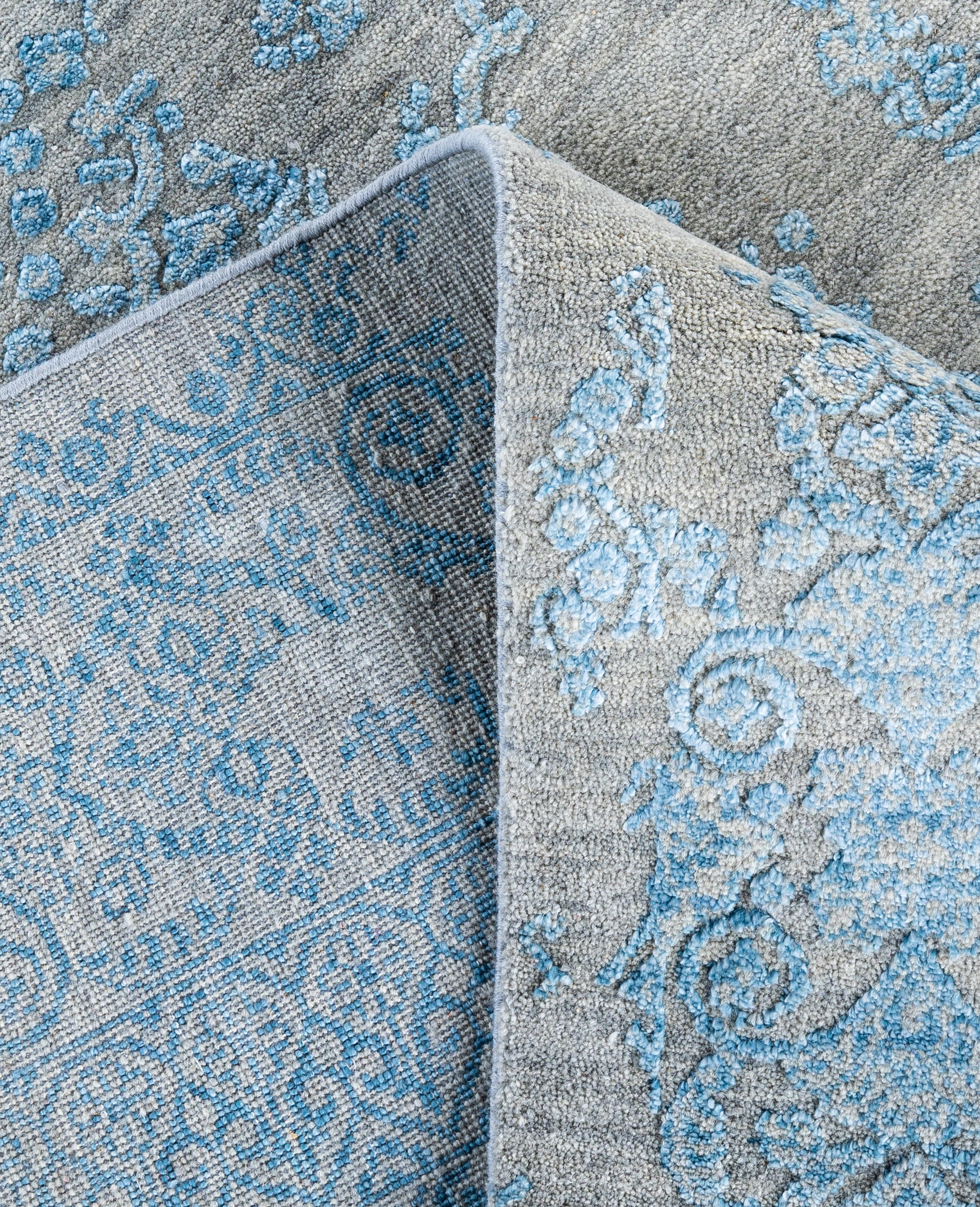 XXI secolo e contemporaneo Traditional Abstract Wool, Silk Hand Knoted Gray Area Rugs 7' 10