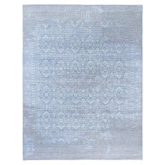 Tapis abstrait traditionnel en laine et soie, noué à la main, de couleur grise 8' 2" x 10' 2".