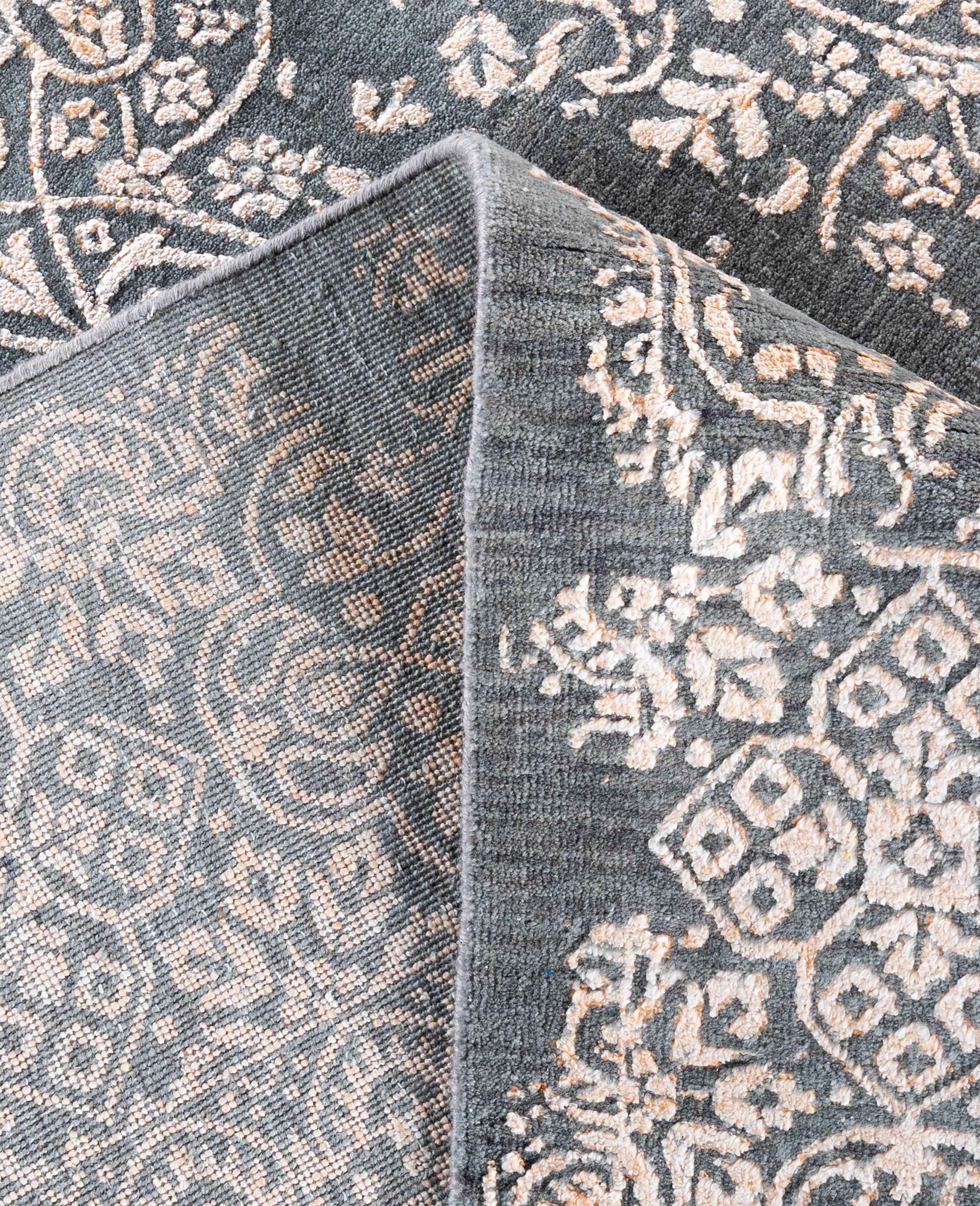 XXI secolo e contemporaneo Traditional Abstract Wool, Silk Hand Knoted Gray Area Rugs 9' 1