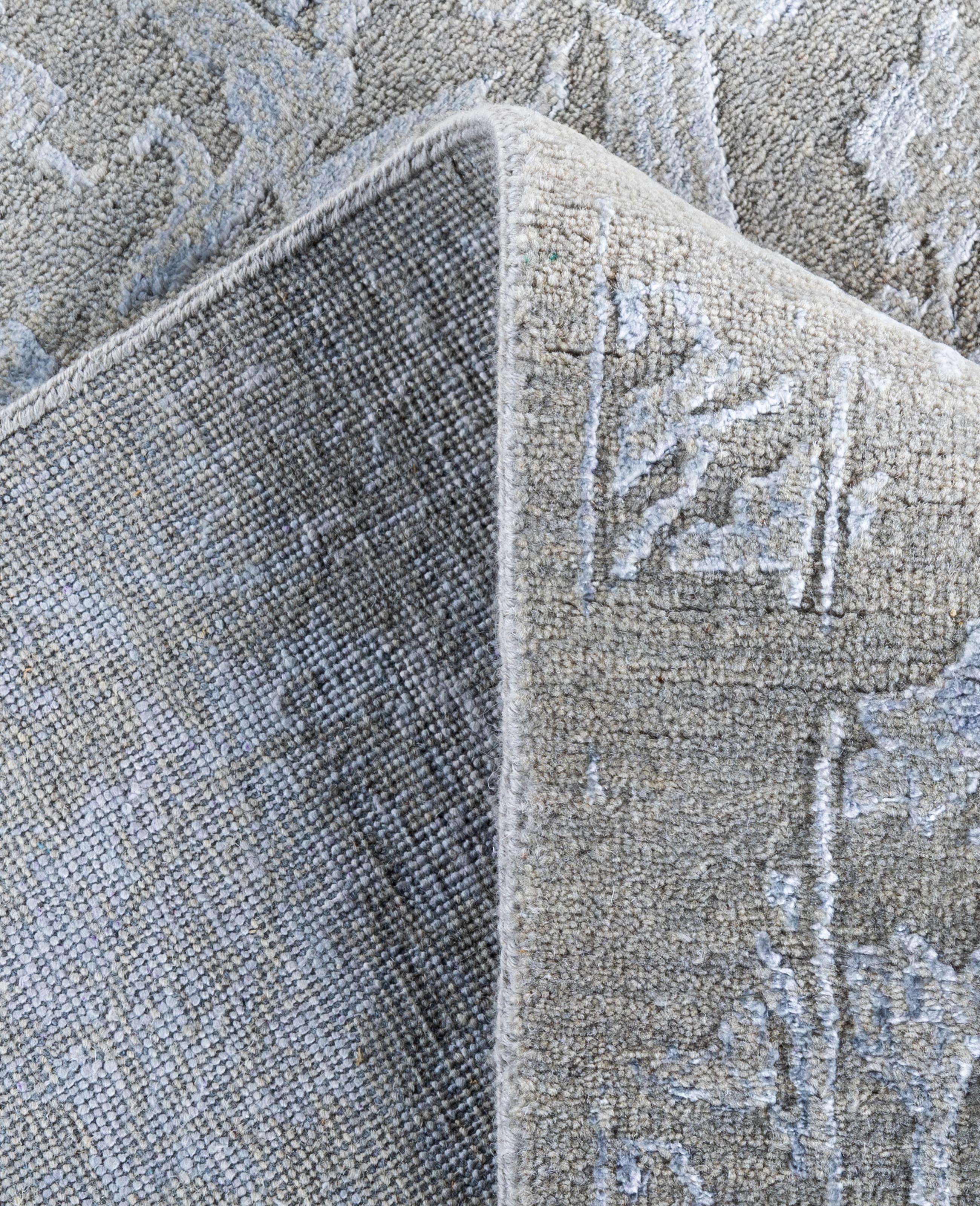 XXI secolo e contemporaneo Traditional Abstract Wool, Silk Hand Knotted Gray Area Rugs 9' 2