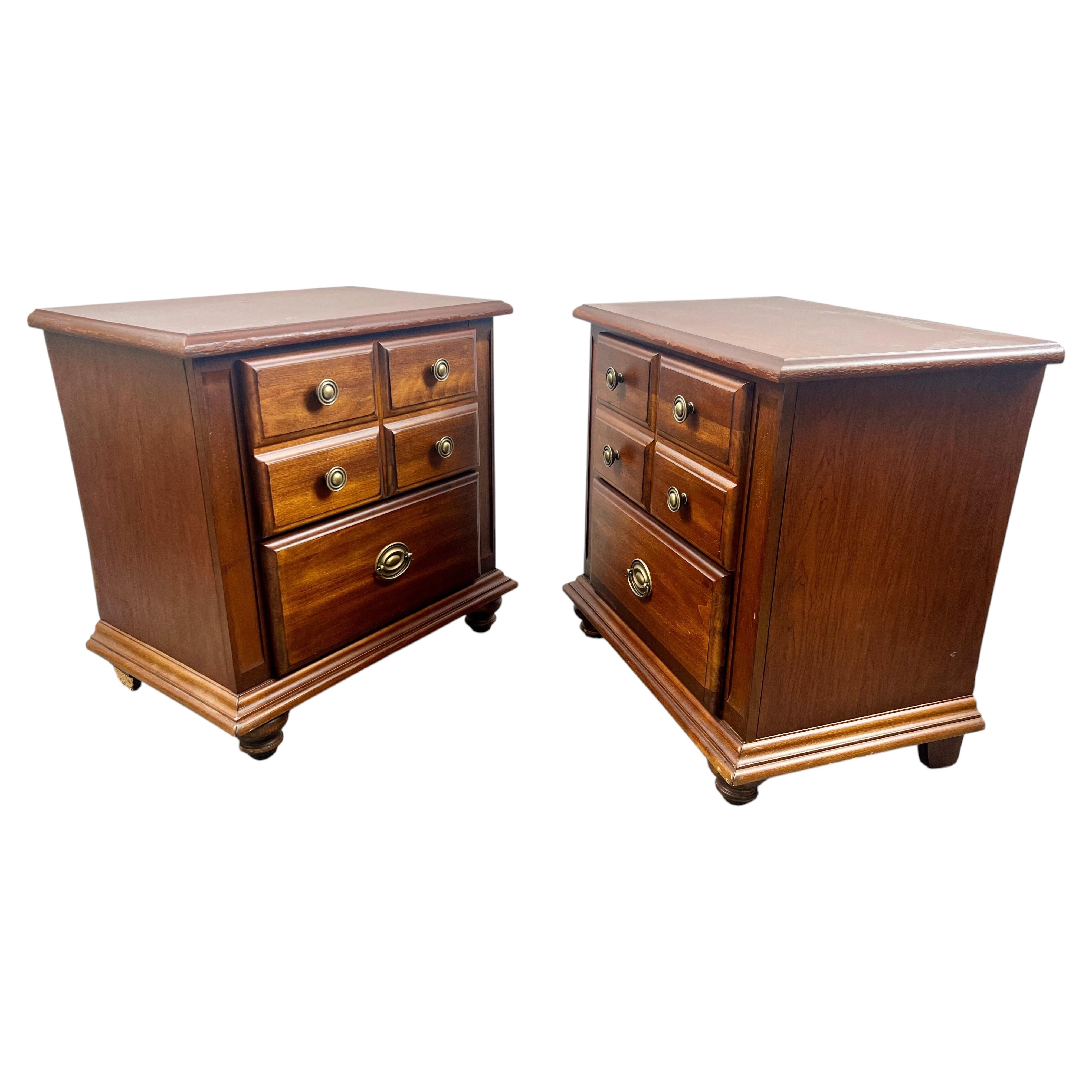 Traditional American Broyhill Cherry Wood 2 Drawers Nightstand, a Pair