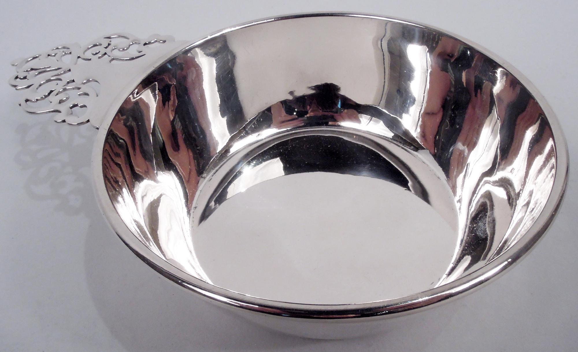 Traditional American Colonial Sterling Silver Porringer In Good Condition In New York, NY
