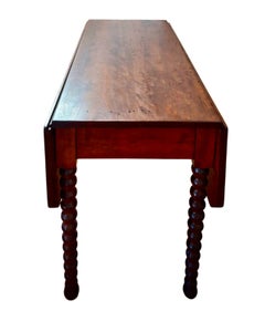 Traditional American Drop-leaf Table with Bobbin-turned Legs
