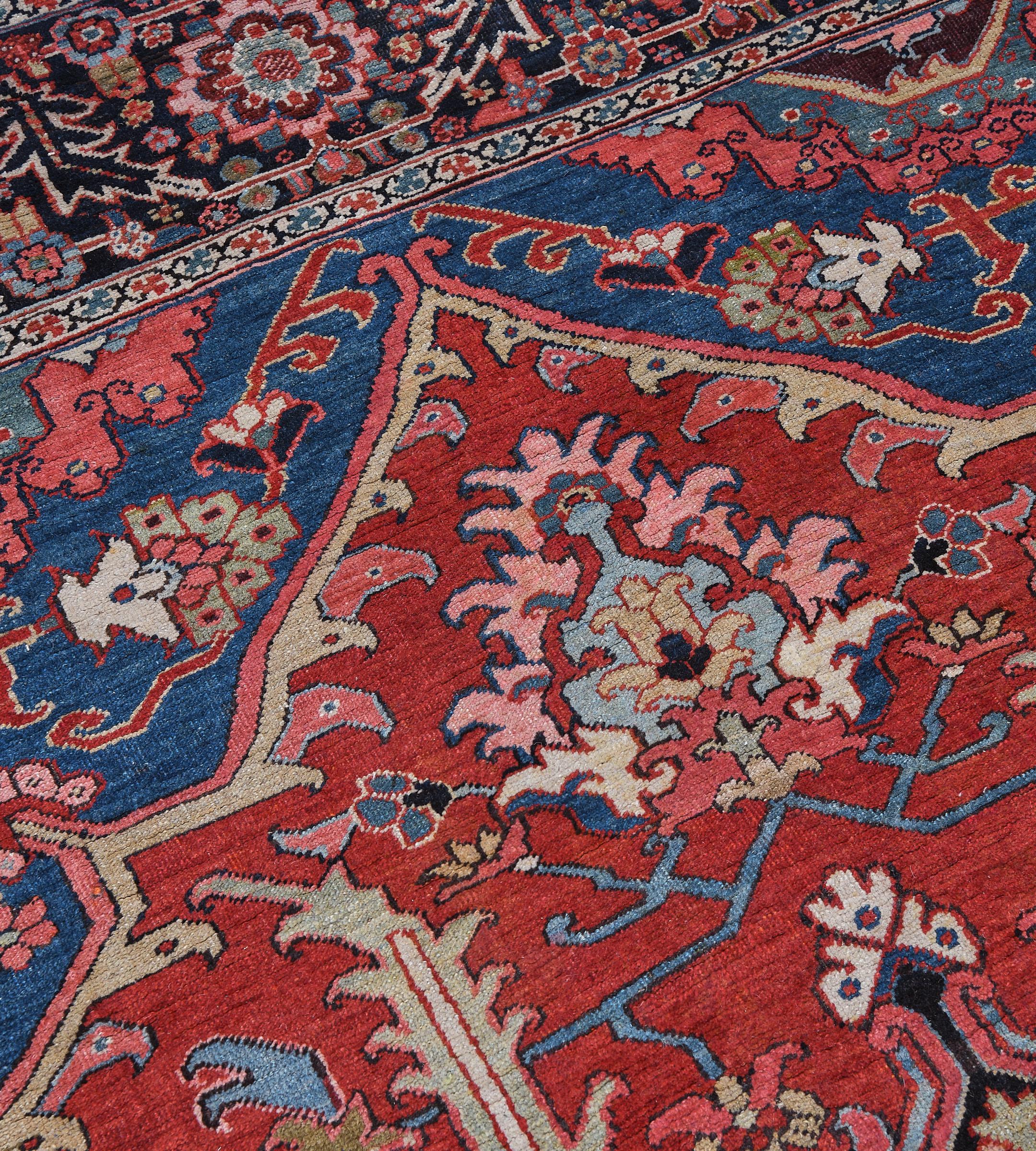 Traditional Antique Circa-1900 Brick-Red and Indigo Floral Persian Serapi Rug For Sale 1