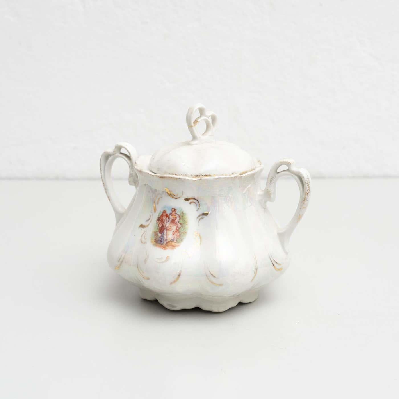 Traditional Antique French Porcelain Coffee Set of 14 Pieces, circa 1940 12