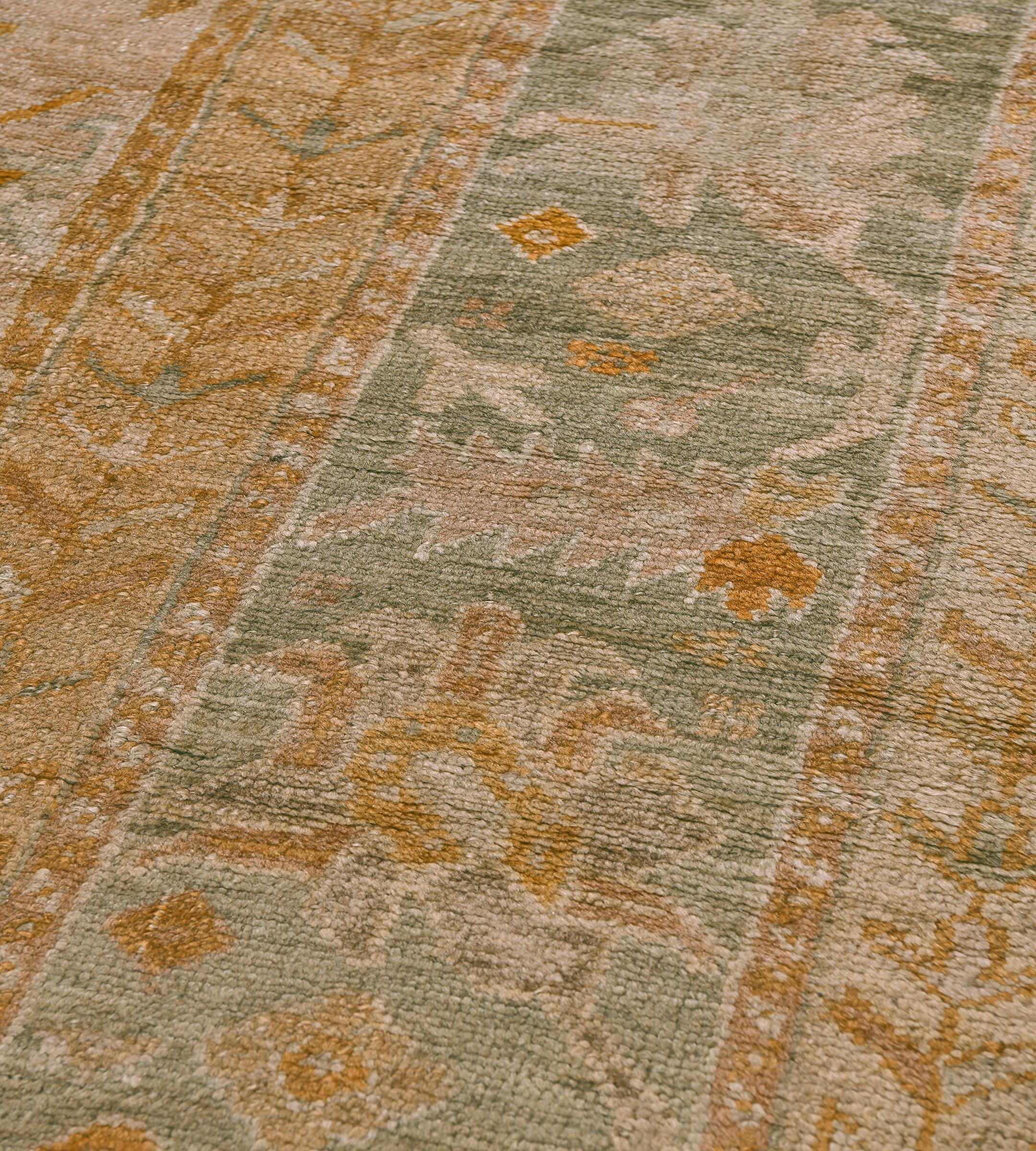 Traditional Antique Hand-woven Dusty-Rose Turkish Oushak Rug For Sale 1