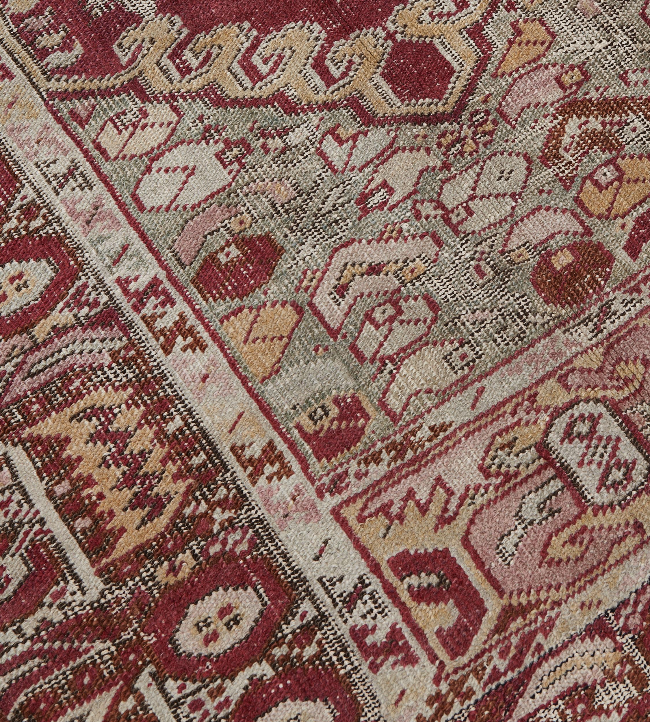 Traditional Antique Handwoven Turkish Ghordes Rug In Good Condition For Sale In West Hollywood, CA