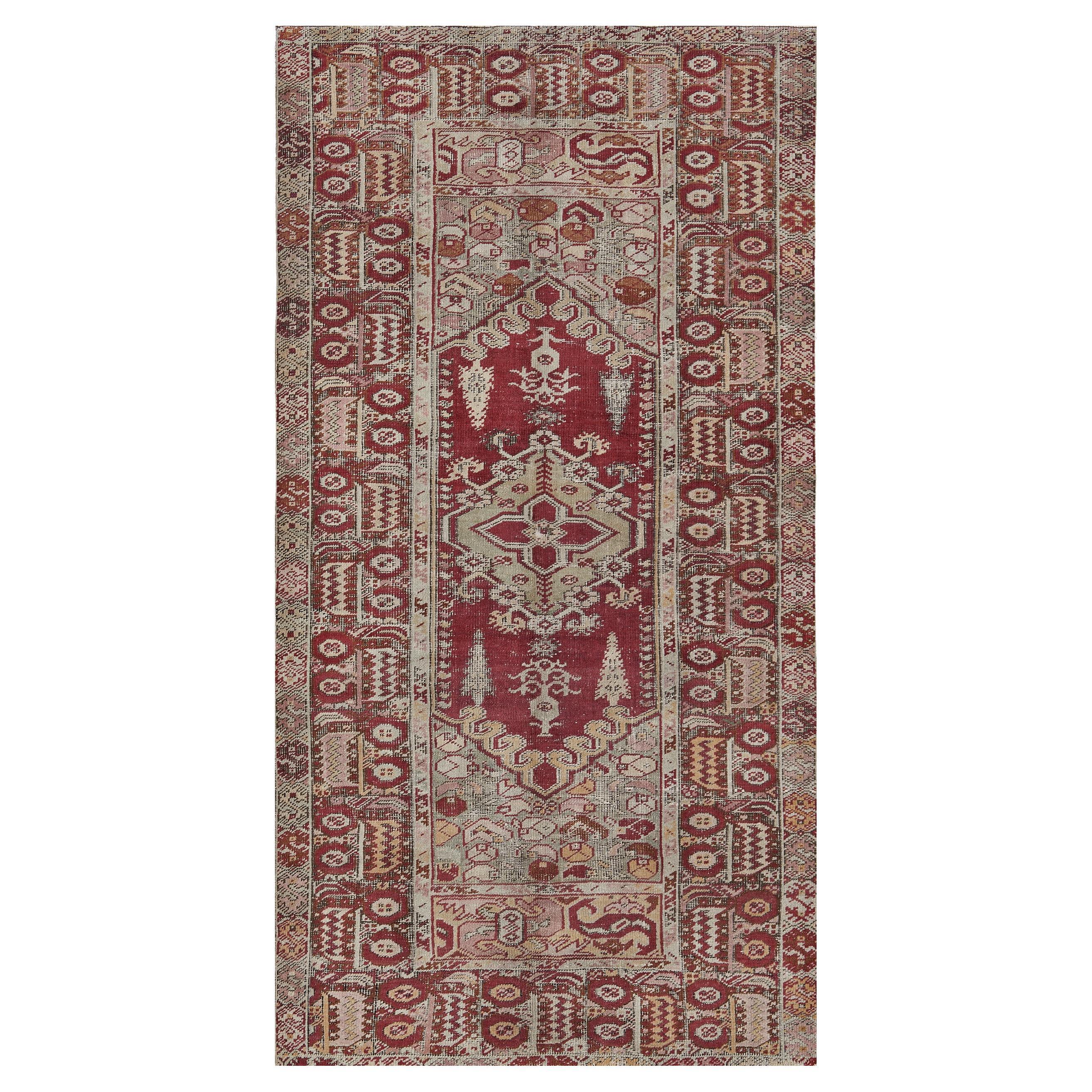 Traditioneller antiker handgewebter türkischer Ghordes-Teppich