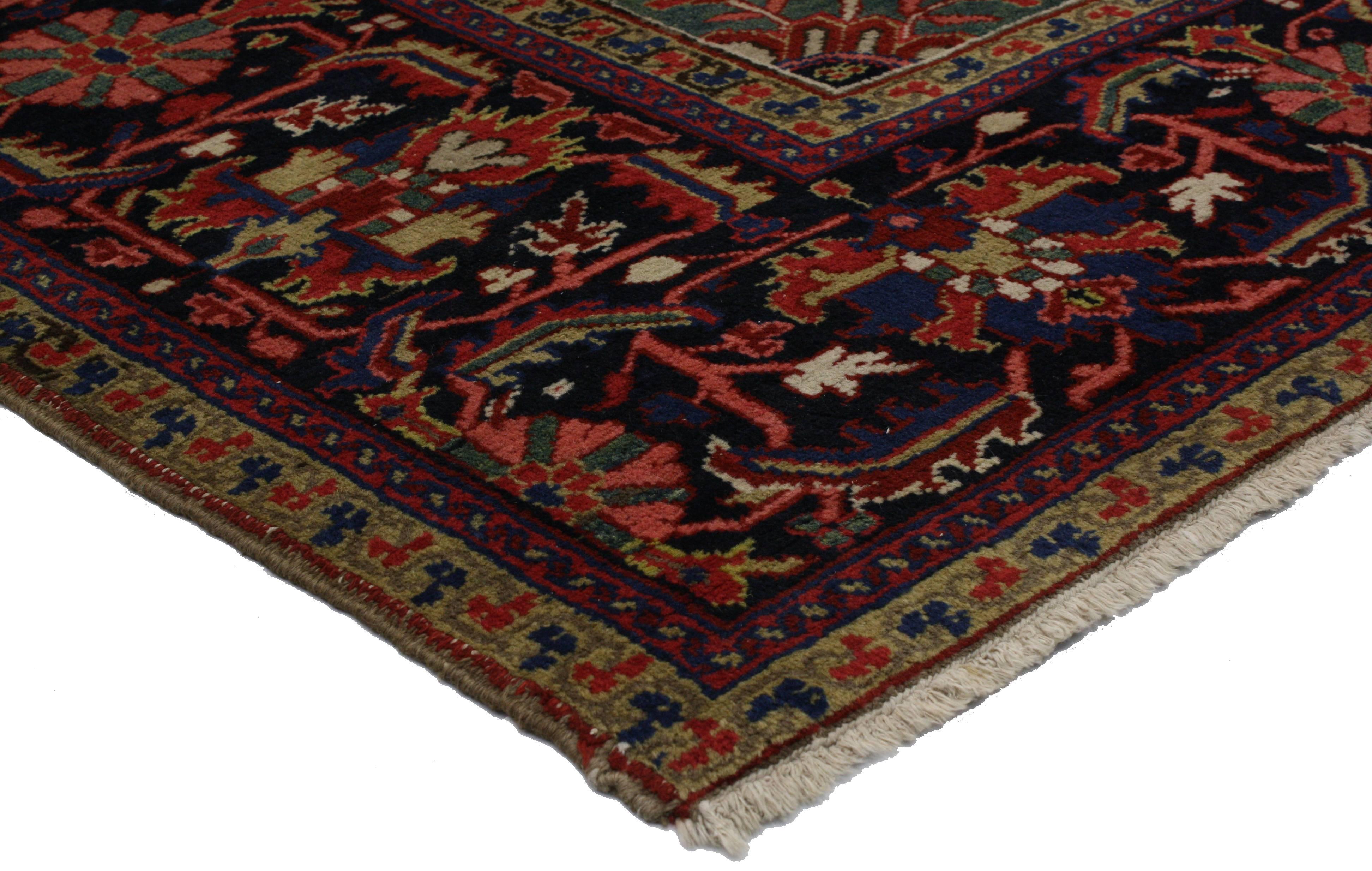 Traditional Antique Persian Heriz Rug with English Country Style Manor House In Good Condition For Sale In Dallas, TX