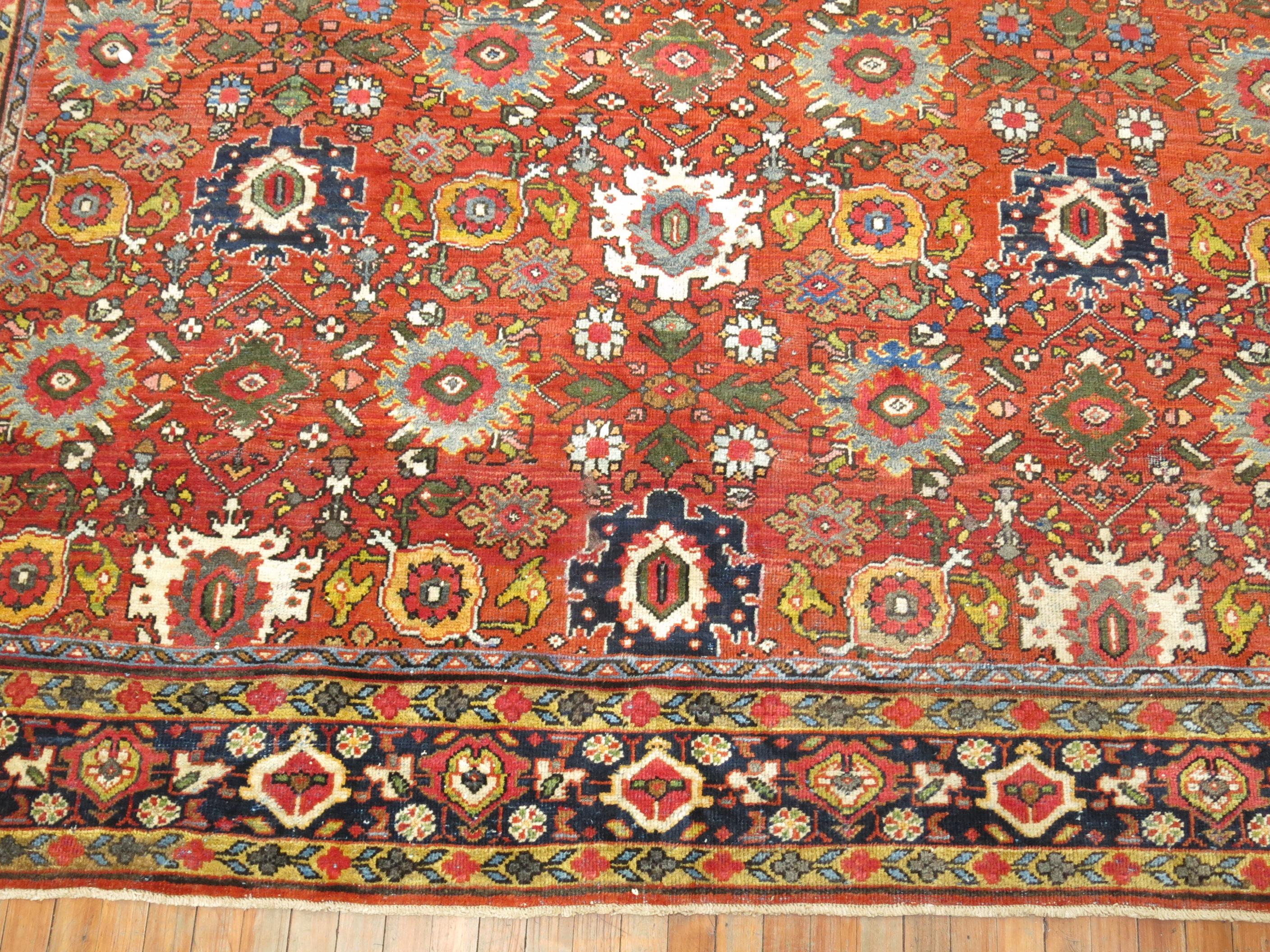 Traditional Antique Persian Mahal Carpet In Good Condition In New York, NY