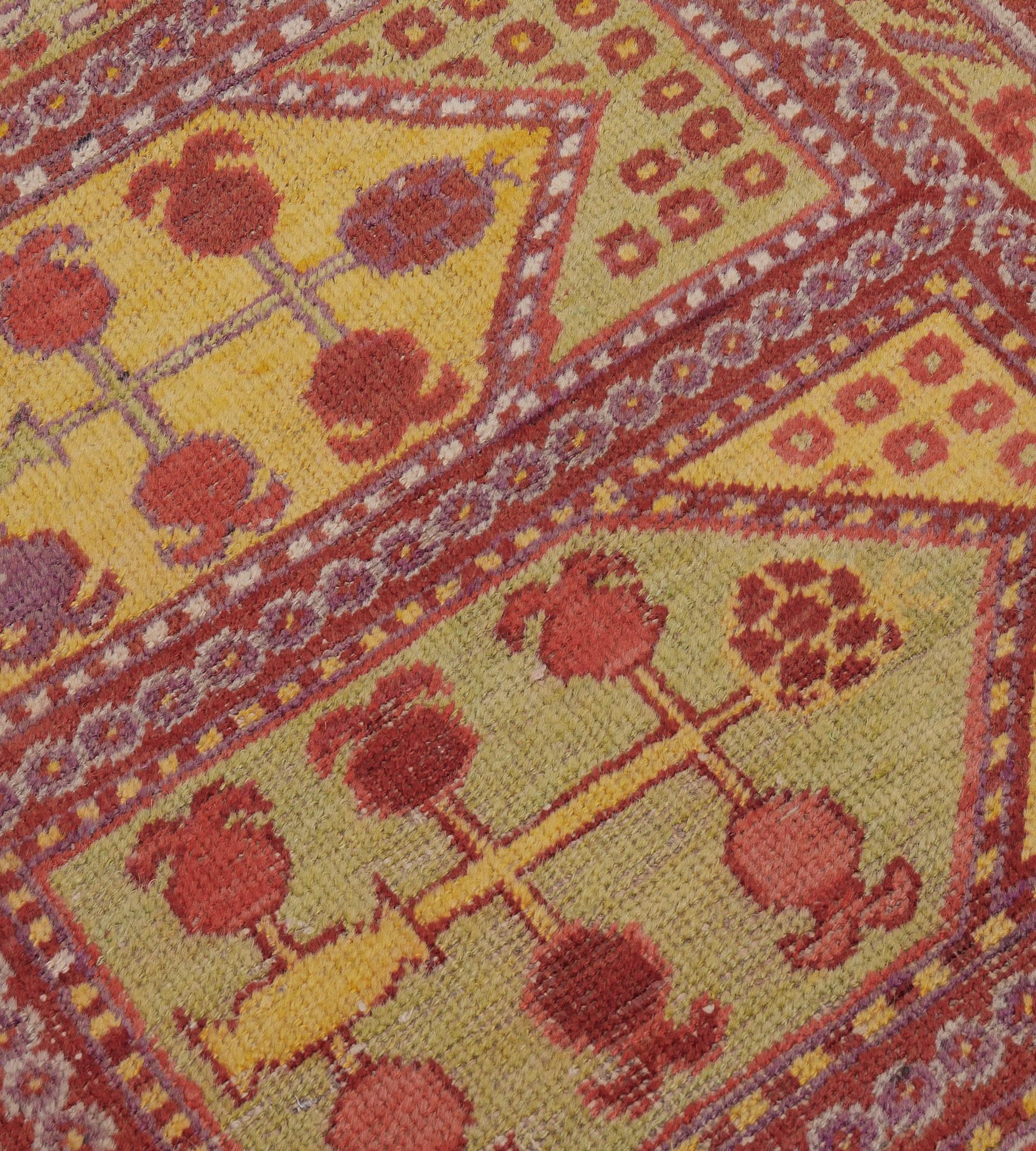 Traditional Antique Wool Panels Floral Khotan Runner In Good Condition For Sale In West Hollywood, CA