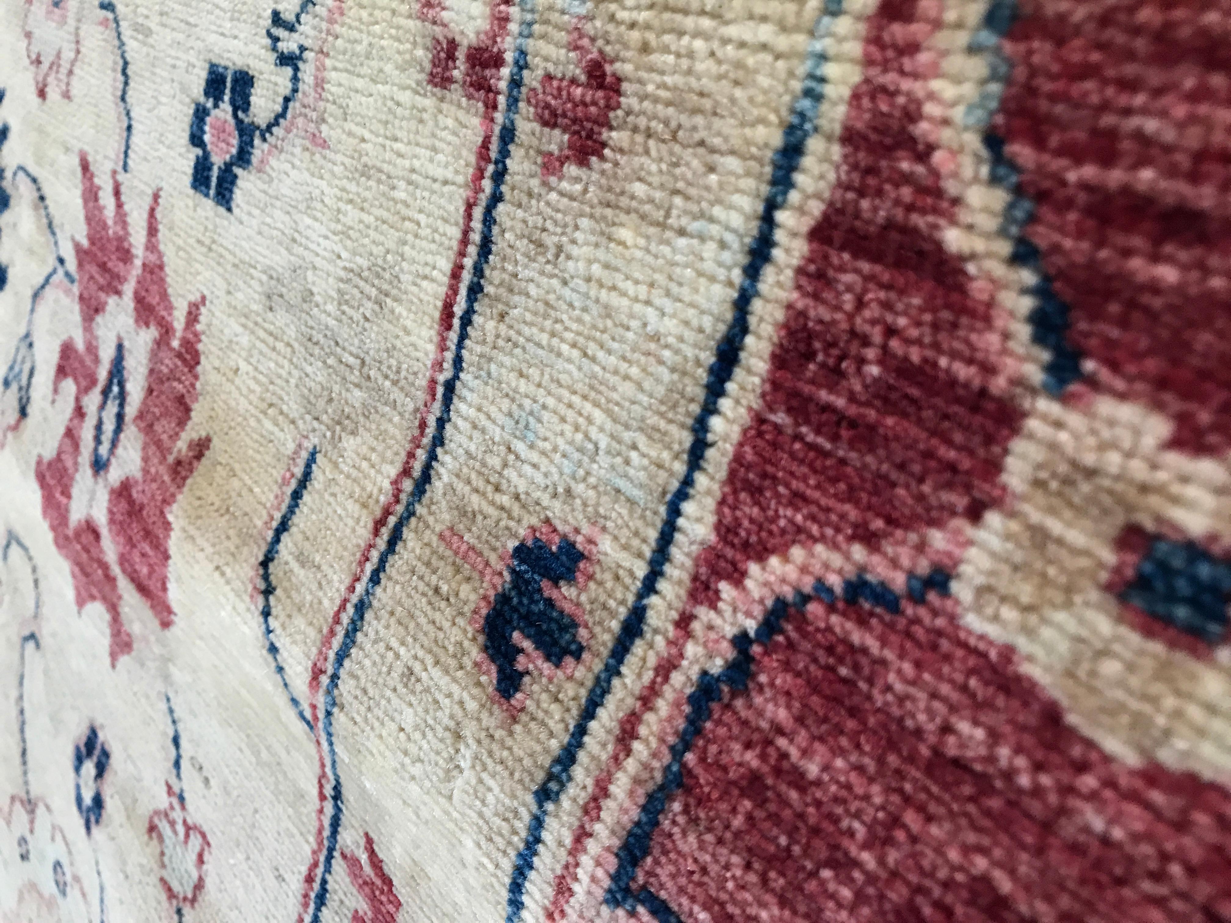 area rugs with red border