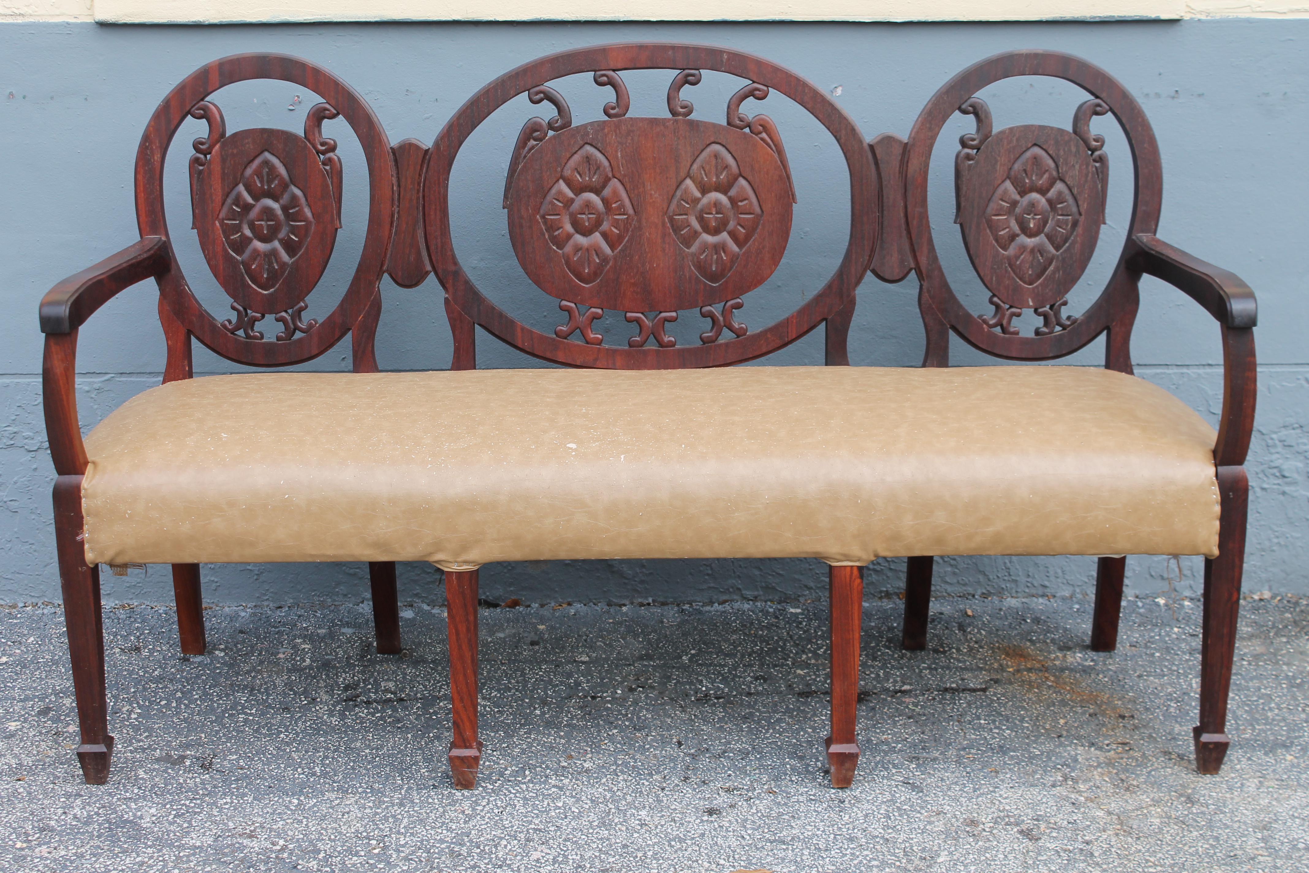 Traditional Asian Influenced Solid Dark Wood Carved Bench / Sofa 1940's In Good Condition For Sale In Opa Locka, FL