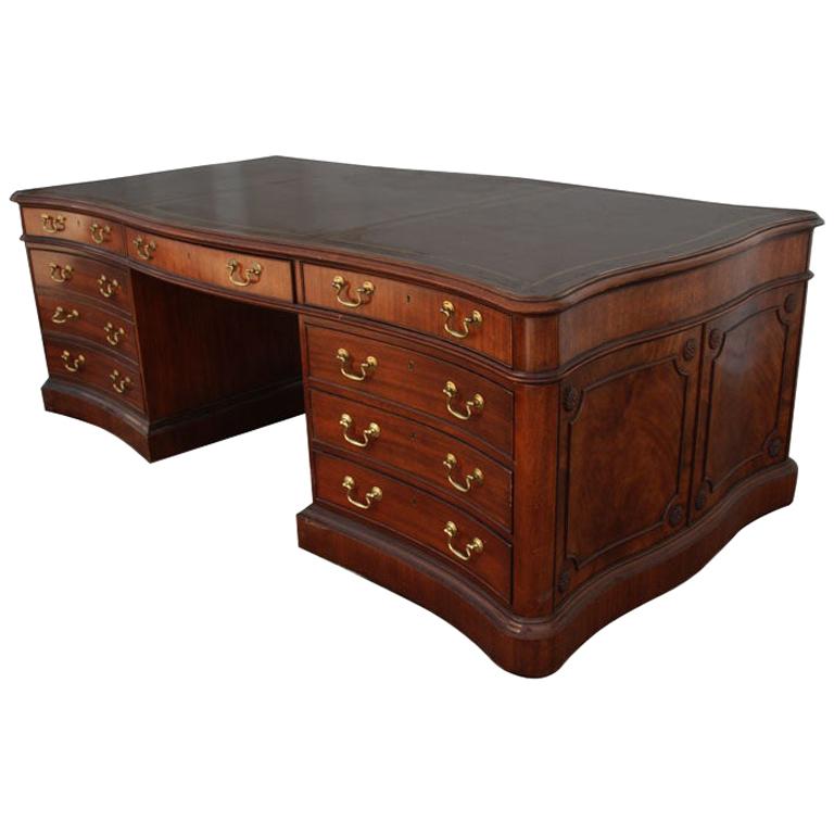 90" Baker Executive Partners Desk For Sale at 1stDibs