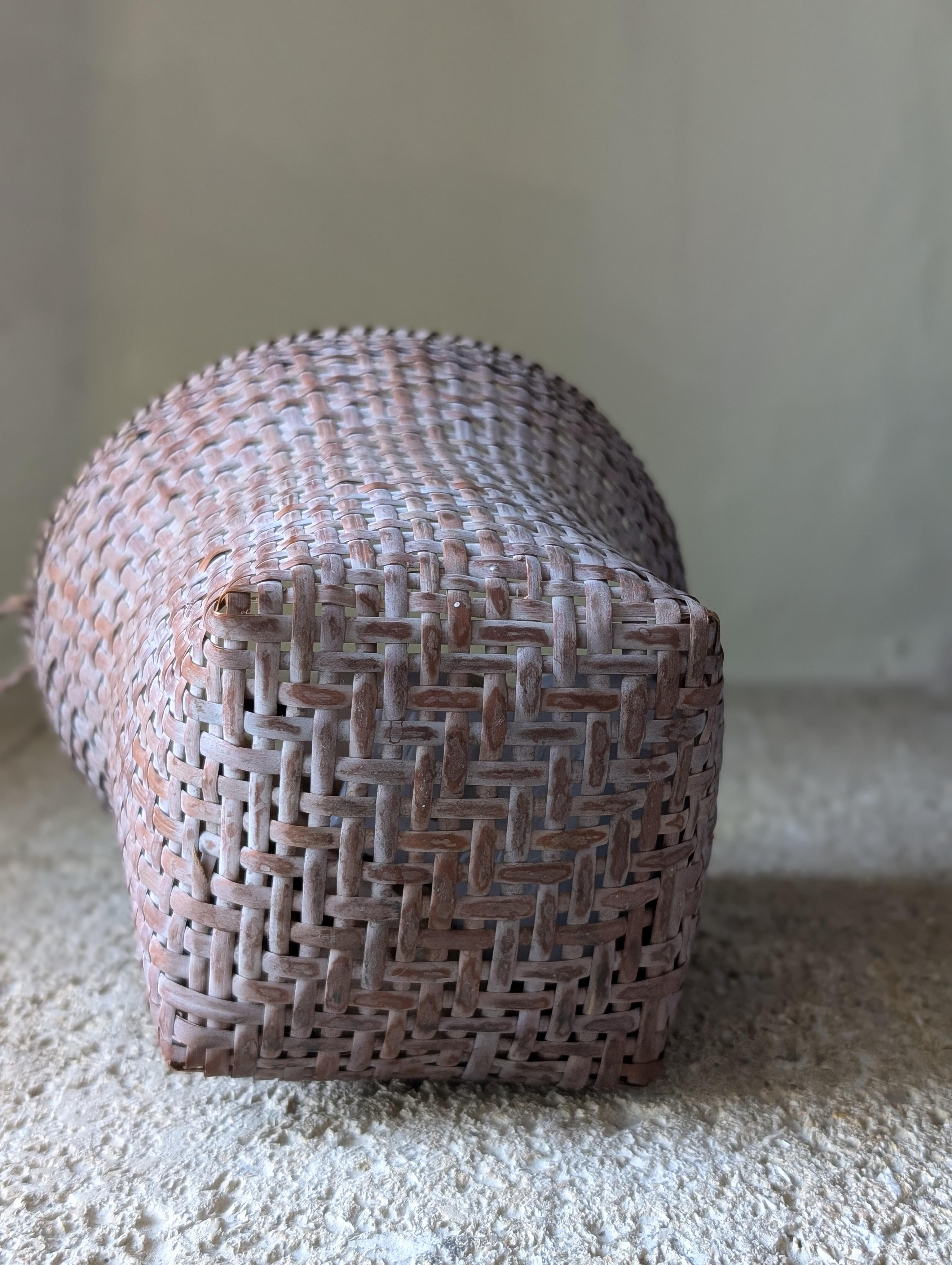 XXIe siècle et contemporain Vase panier traditionnel Bakongo en vente
