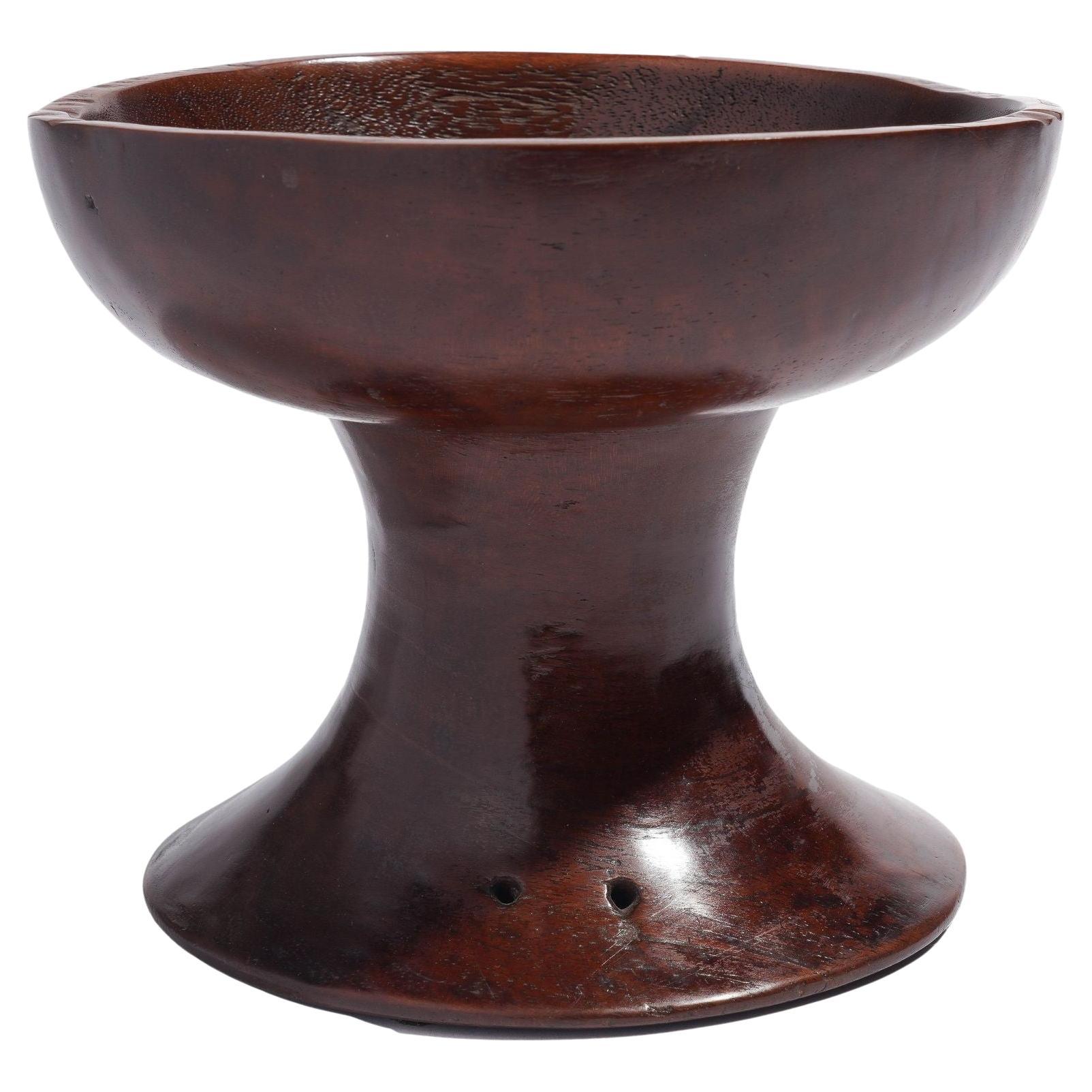 Traditional Balinese turned pedestal hardwood Toraja cup, 1900's