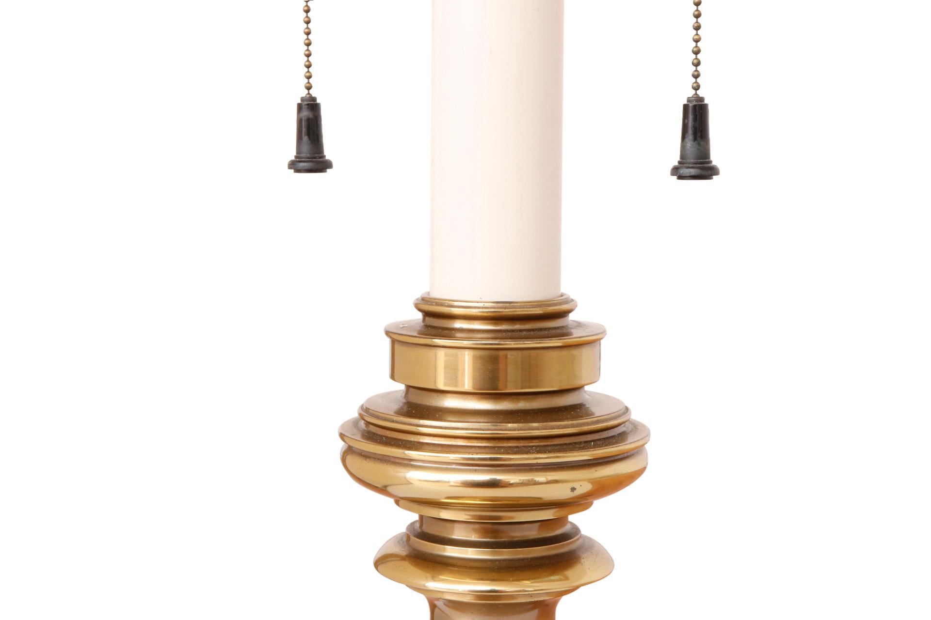 Traditional Brass Table Lamp by Stiffel In Good Condition In Bradenton, FL