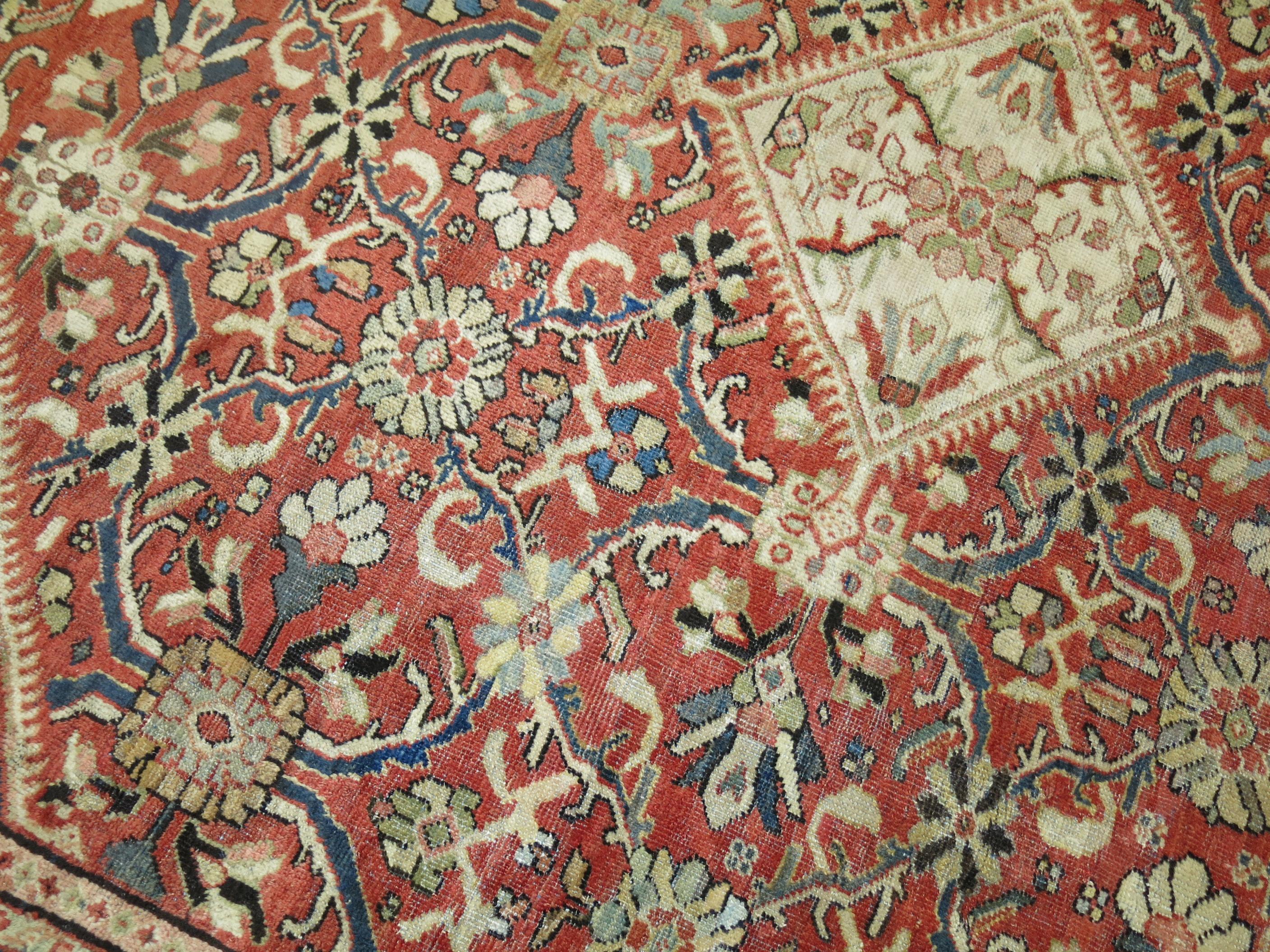 Noué à la main Tapis persan Mahal traditionnel de couleur brique, taille de pièce en vente