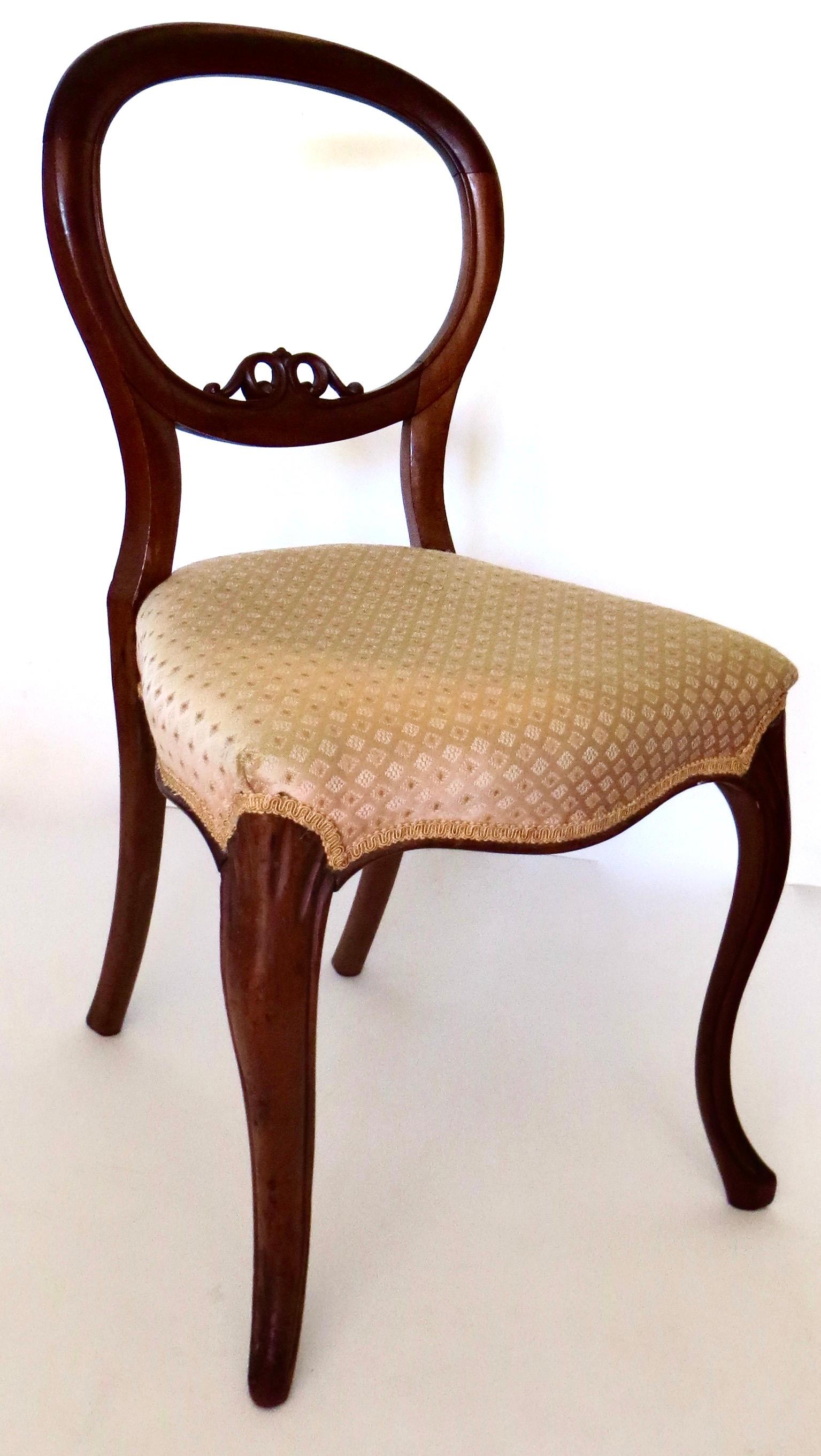 Hand-Crafted Traditional British Victorian Balloon Back Chair. Circa 1880 For Sale