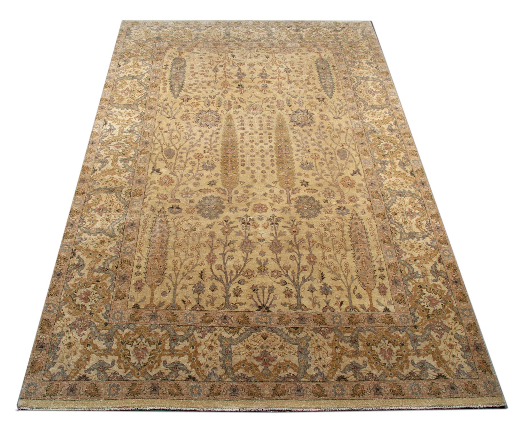 Traditioneller traditioneller Teppich aus Wolle, handgefertigt, orientalischer beiger Teppich (Pflanzlich gefärbt) im Angebot