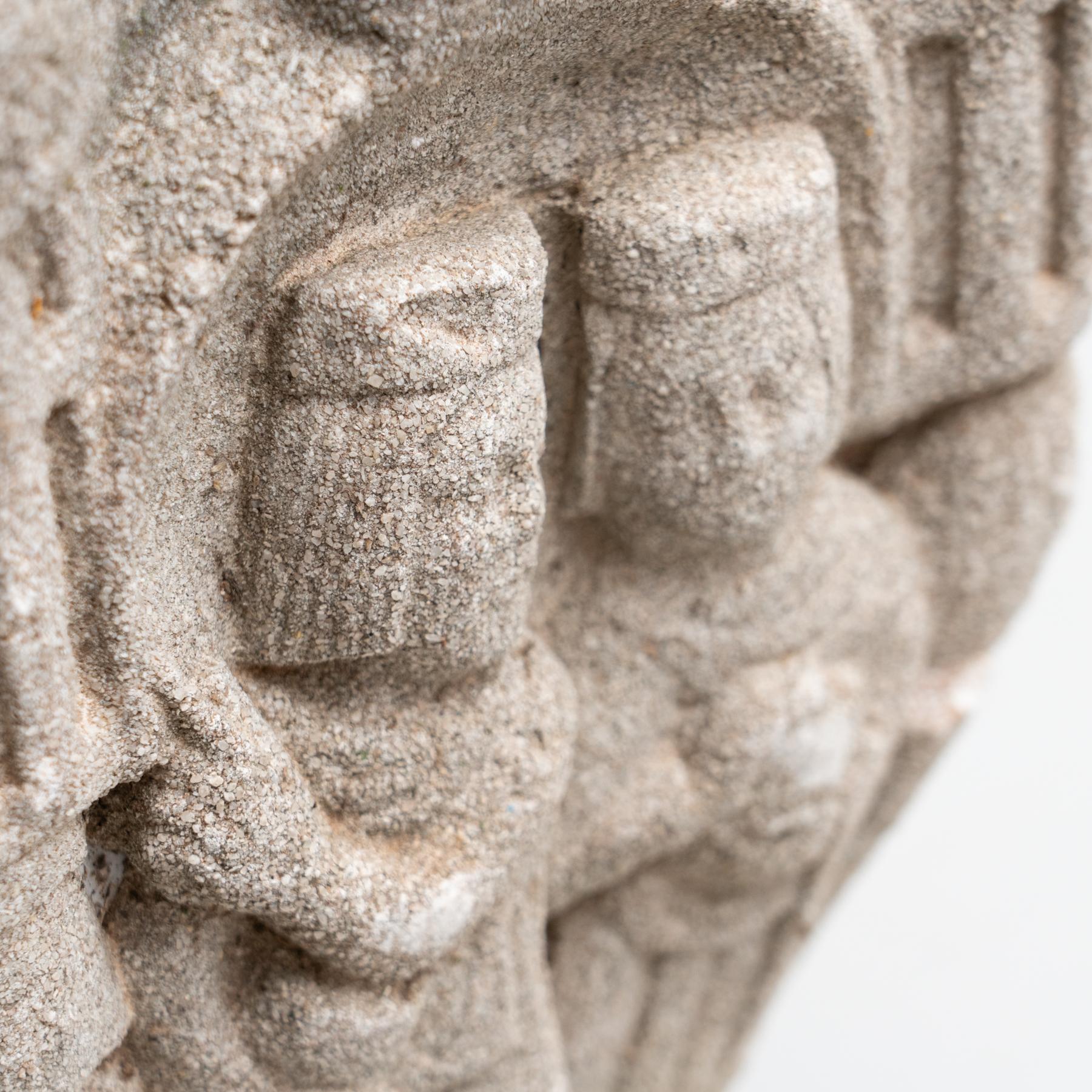 Traditional Carved Stone Planter, circa 1960 In Good Condition In Barcelona, Barcelona