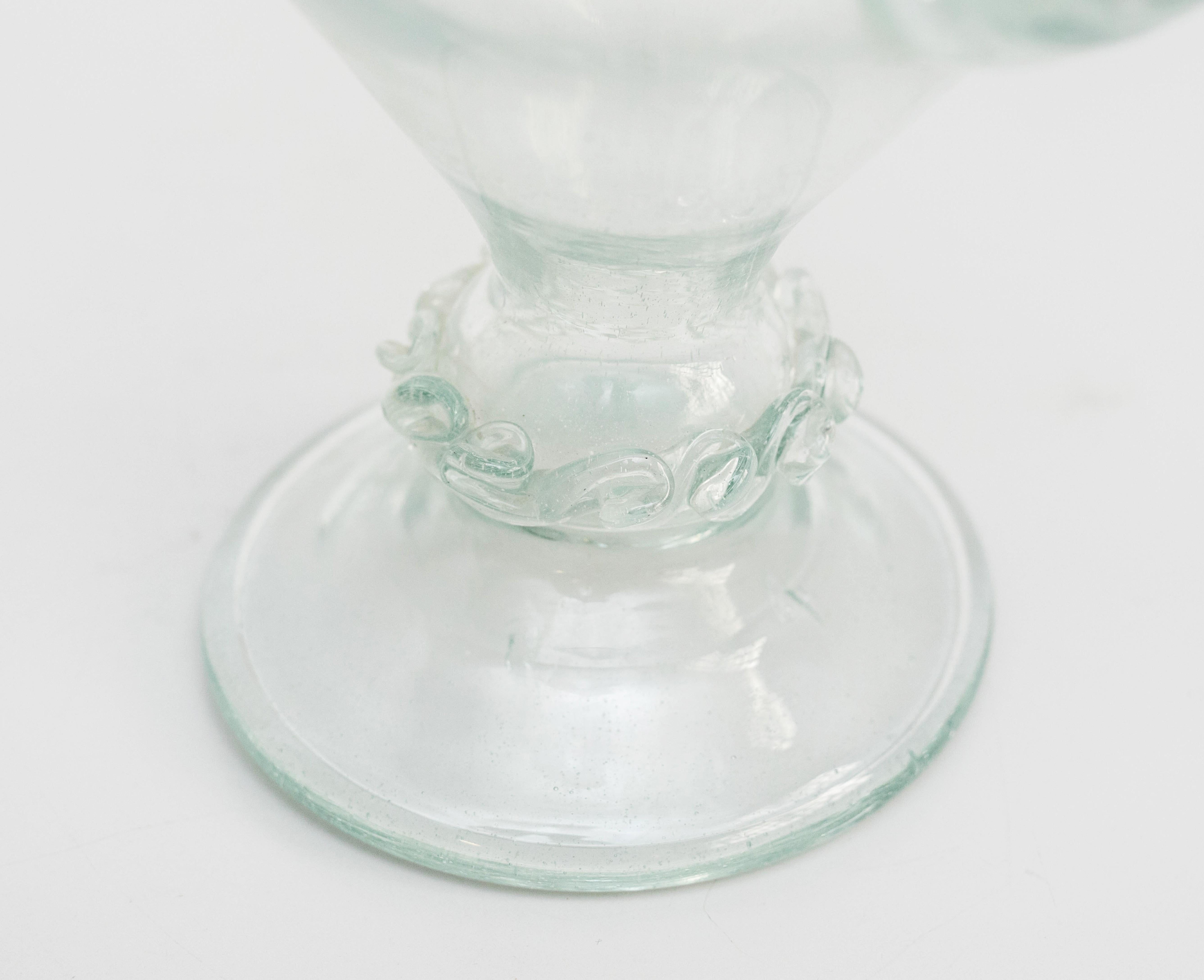 Traditionelle katalanische Vase aus geblasenem Glas, um 1930 im Angebot 1