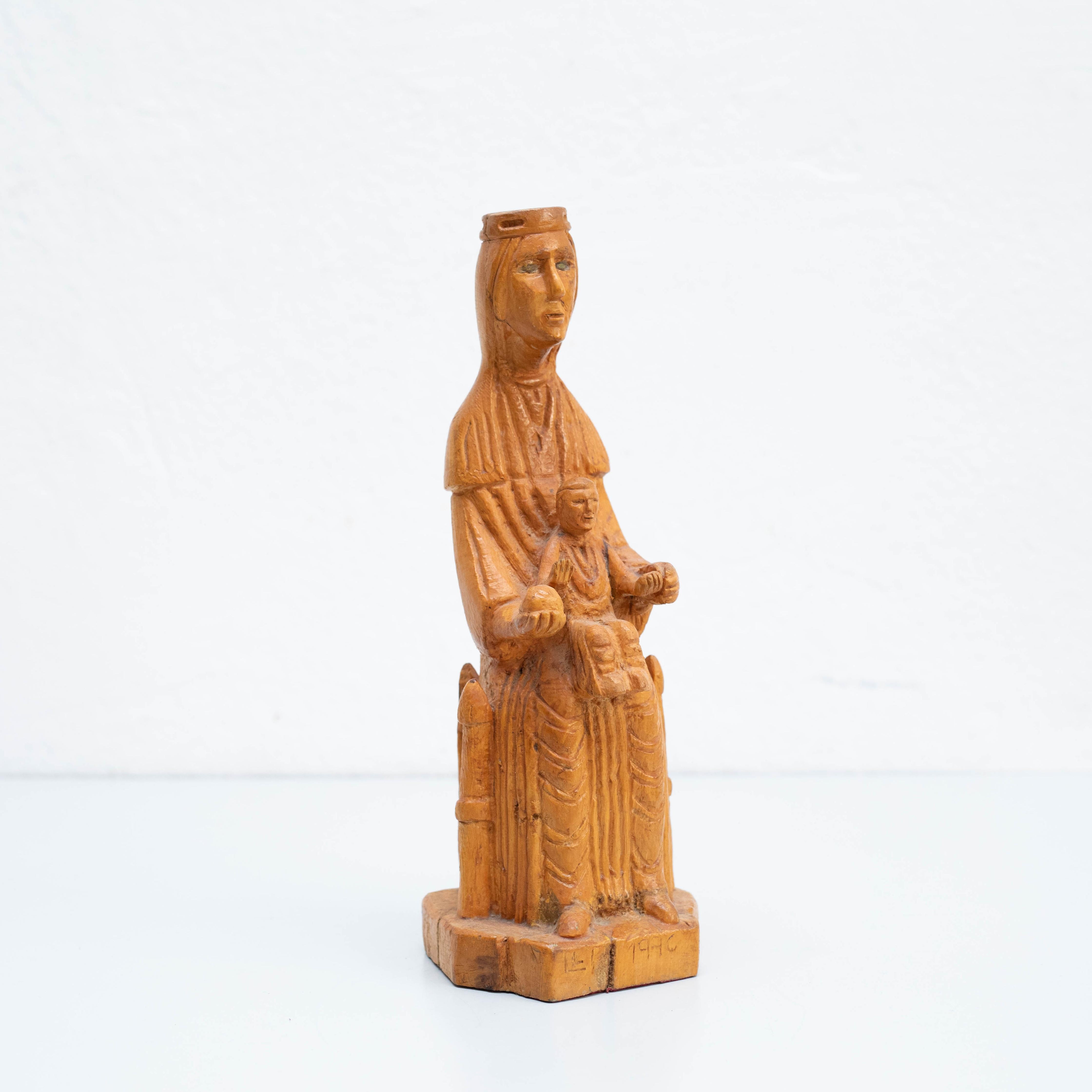 Traditionelle spanische religiöse katholische Jungfrau „La Moreneta“ aus Holzskulptur im Angebot 2