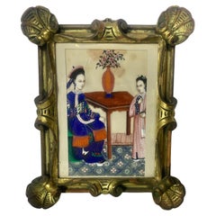 Peinture chinoise traditionnelle sur soie, 2 femmes. Cadre sculpté et doré inhabituel