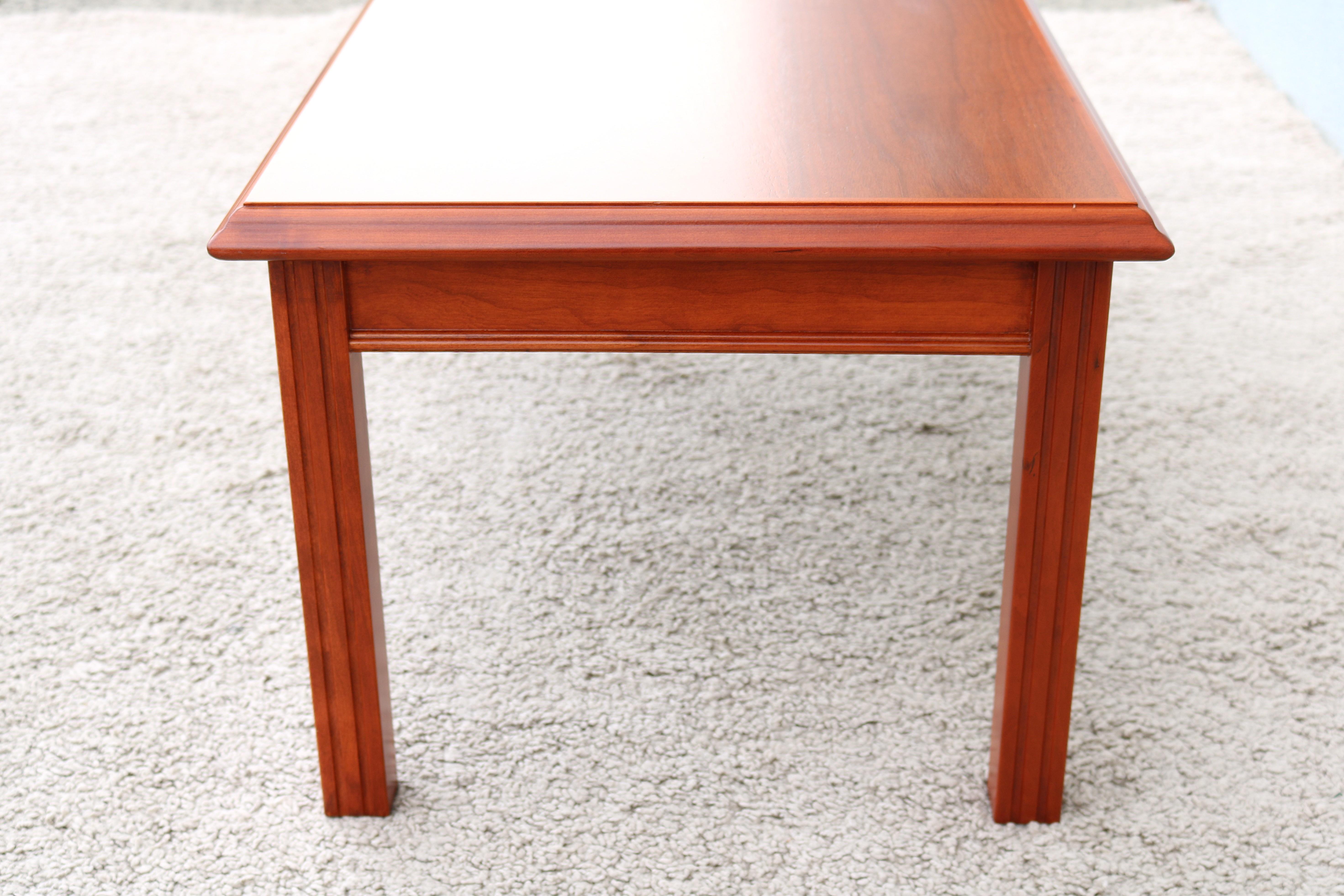 Traditional Classic Arnold Furniture Rectangle Walnut Occasional Coffee Table en vente 9