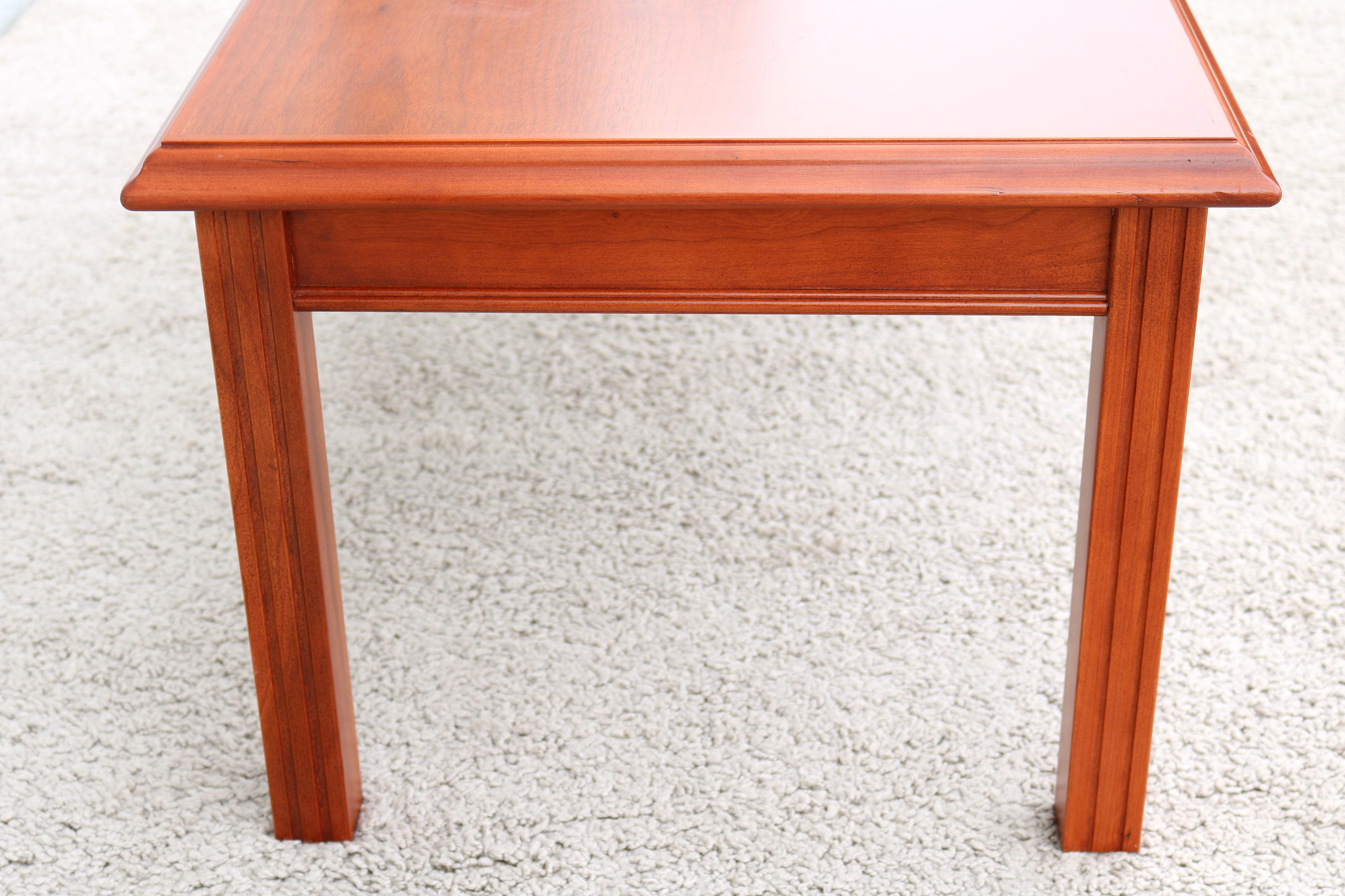 Traditional Classic Arnold Furniture Rectangle Walnut Occasional Coffee Table en vente 10