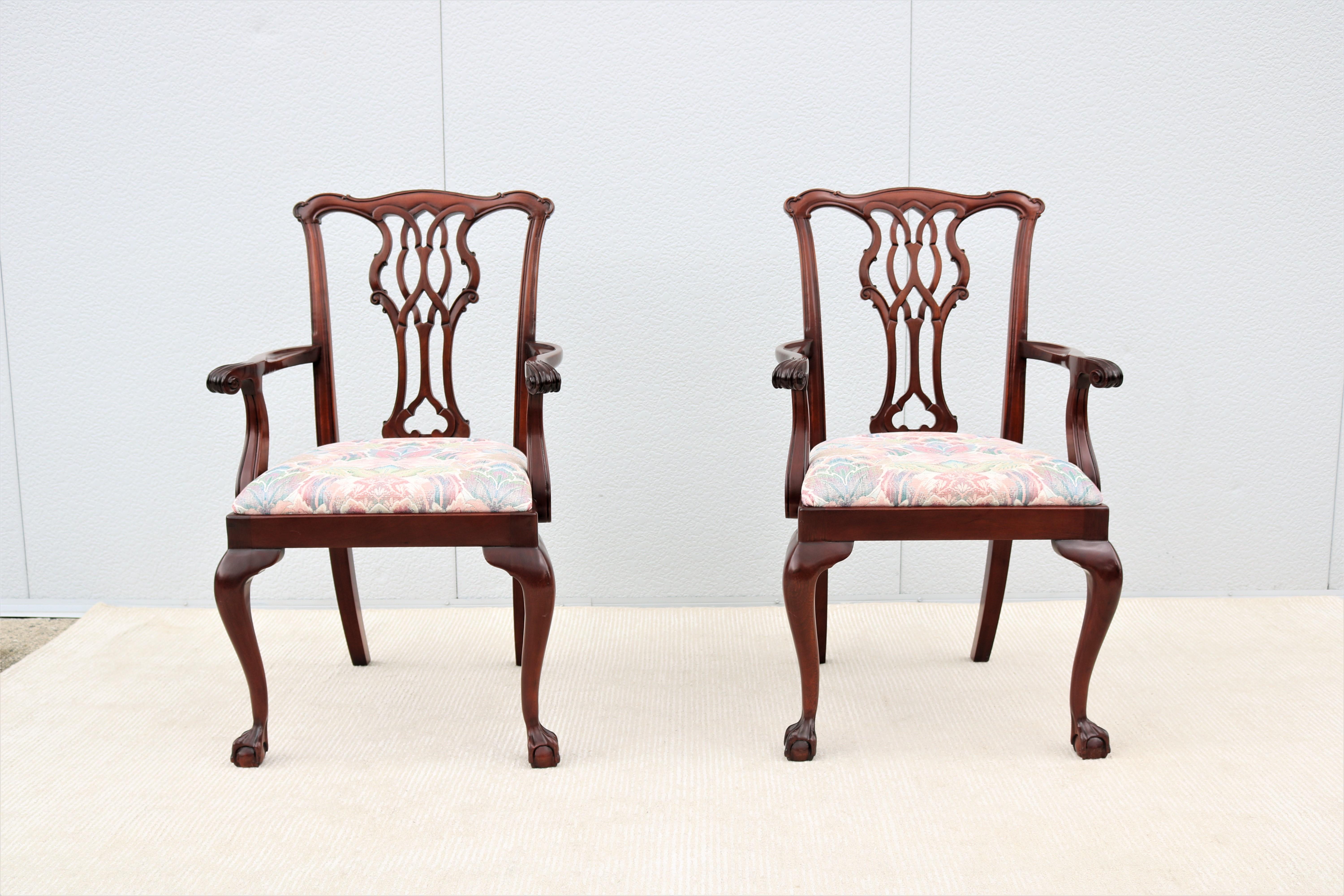 Traditional Classic Chippendale Style Mahogany Armchairs by Councill - a Pair For Sale 3