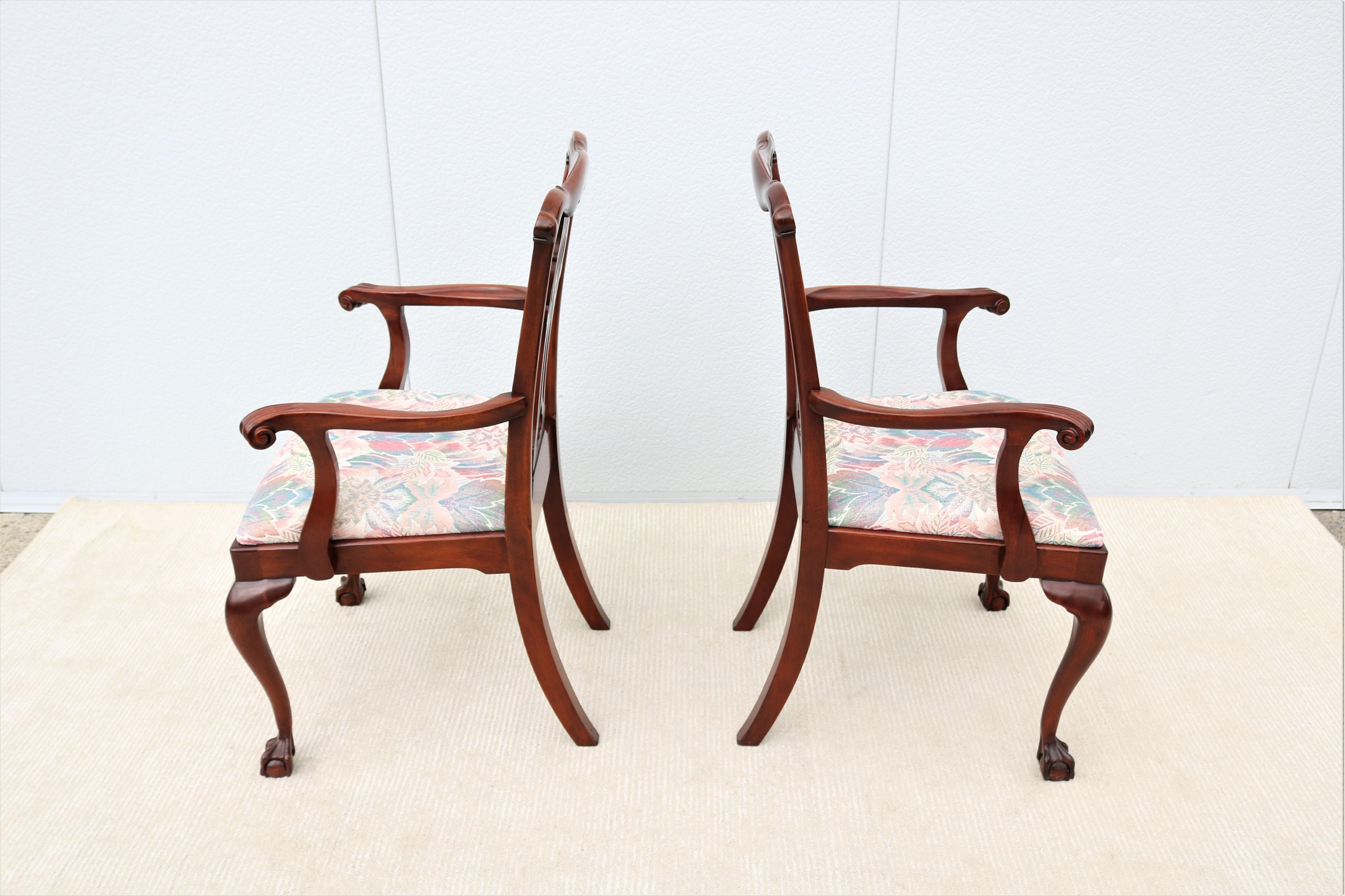Traditional Classic Chippendale Style Mahogany Armchairs by Councill - a Pair For Sale 4