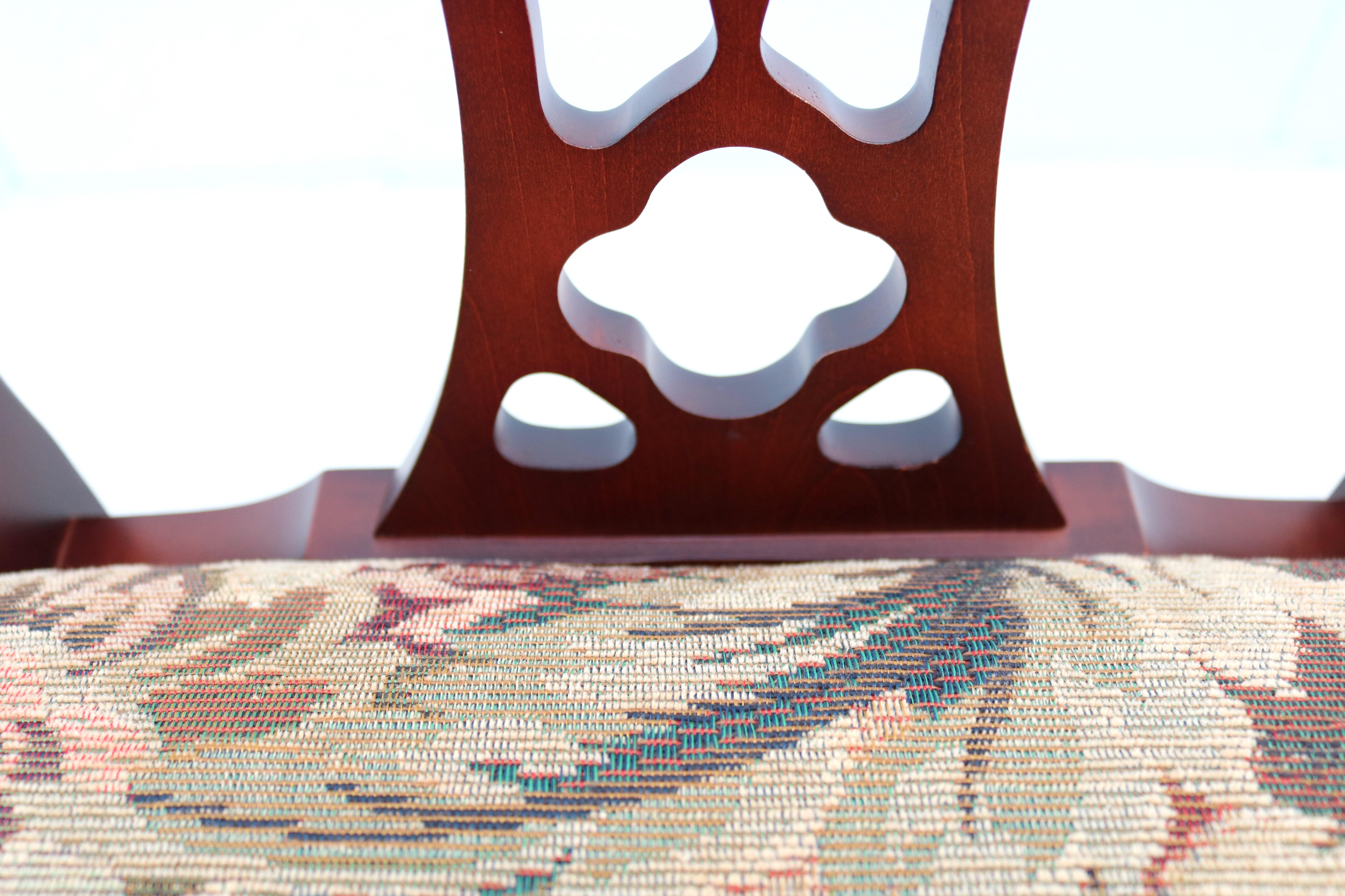 Chaise d'appoint ou d'invité sans accoudoirs en érable, de style Classic Chippendale par Jofco en vente 11