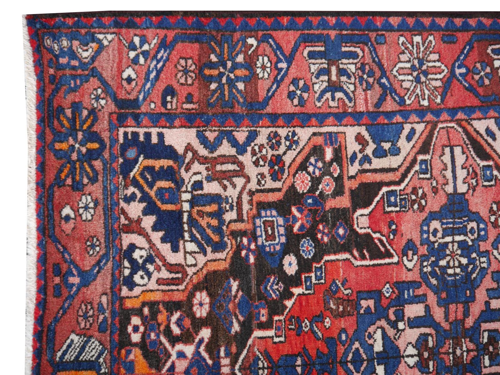 Traditioneller klassischer Vintage-Teppich Wolle handgeknüpft halb antiker Teppich Midcentury im Zustand „Gut“ im Angebot in Lohr, Bavaria, DE