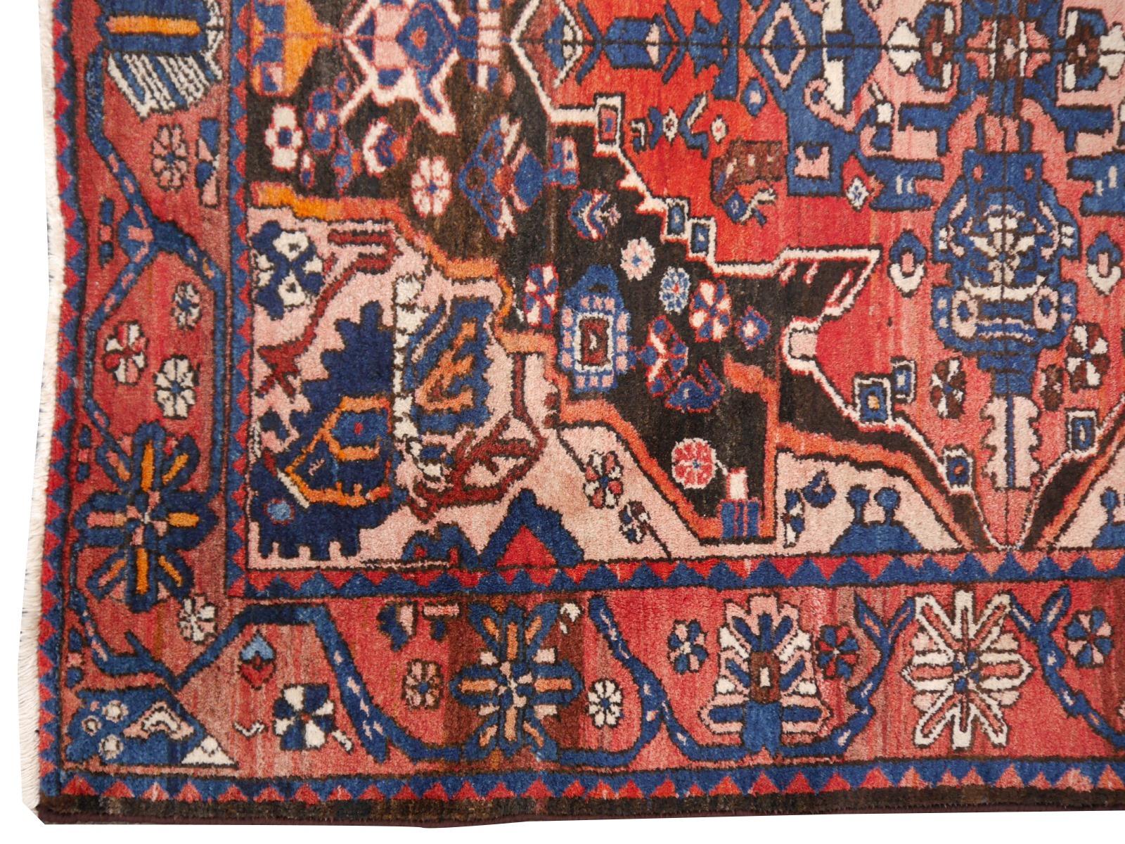 Traditioneller klassischer Vintage-Teppich Wolle handgeknüpft halb antiker Teppich Midcentury im Angebot 1