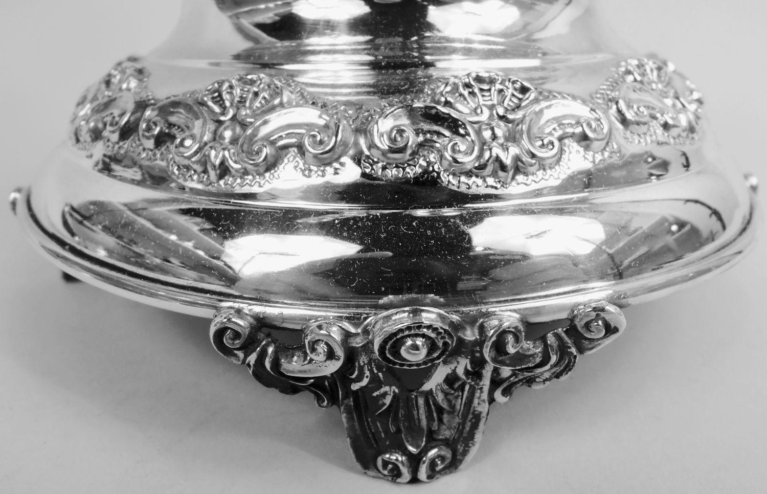 Traditioneller klassischer Hannukah-Menorah aus Sterlingsilber im Angebot 4