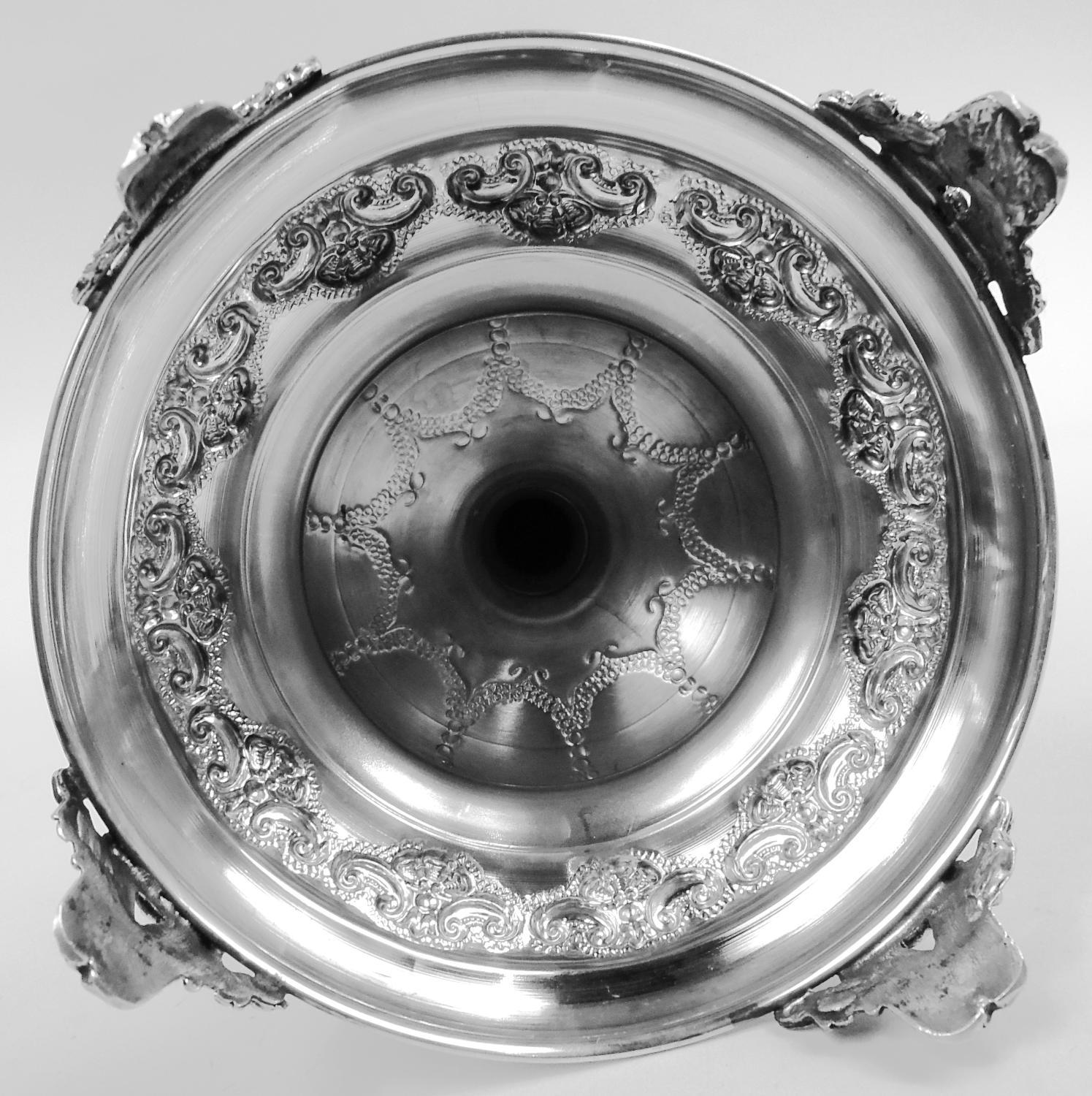 Traditioneller klassischer Hannukah-Menorah aus Sterlingsilber im Angebot 5