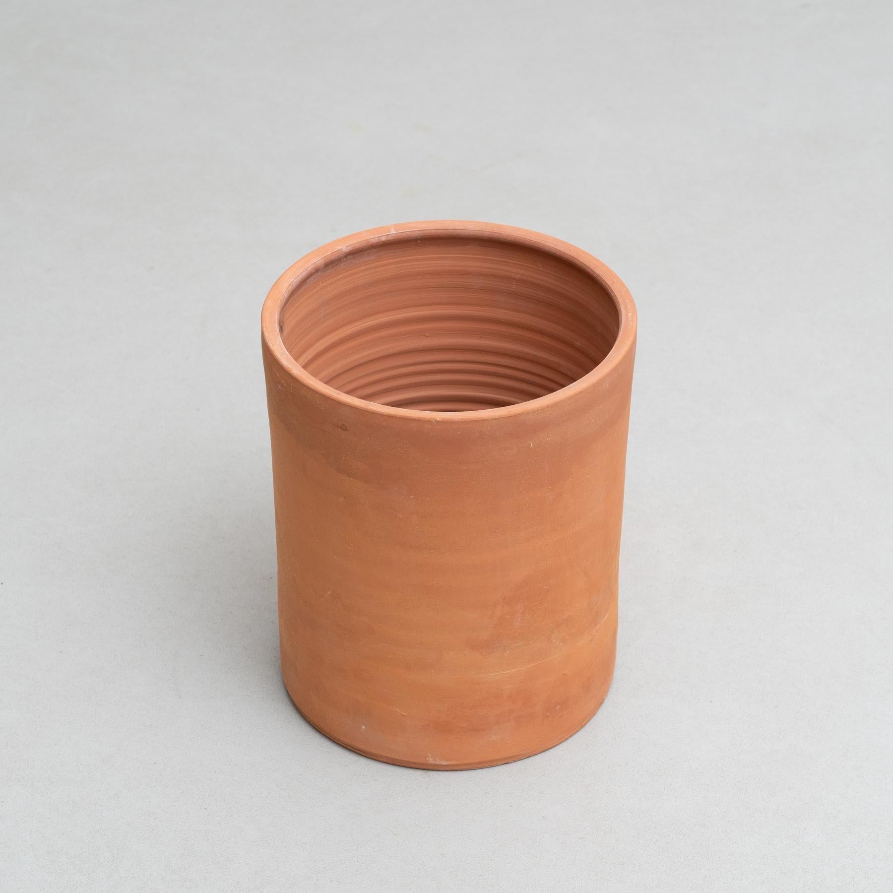 Mid-20th Century Traditional Clay Planter, circa 1960