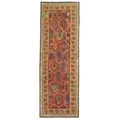 Tapis de couloir traditionnel caucasien coloré du début du 20e siècle en Karabagh antique