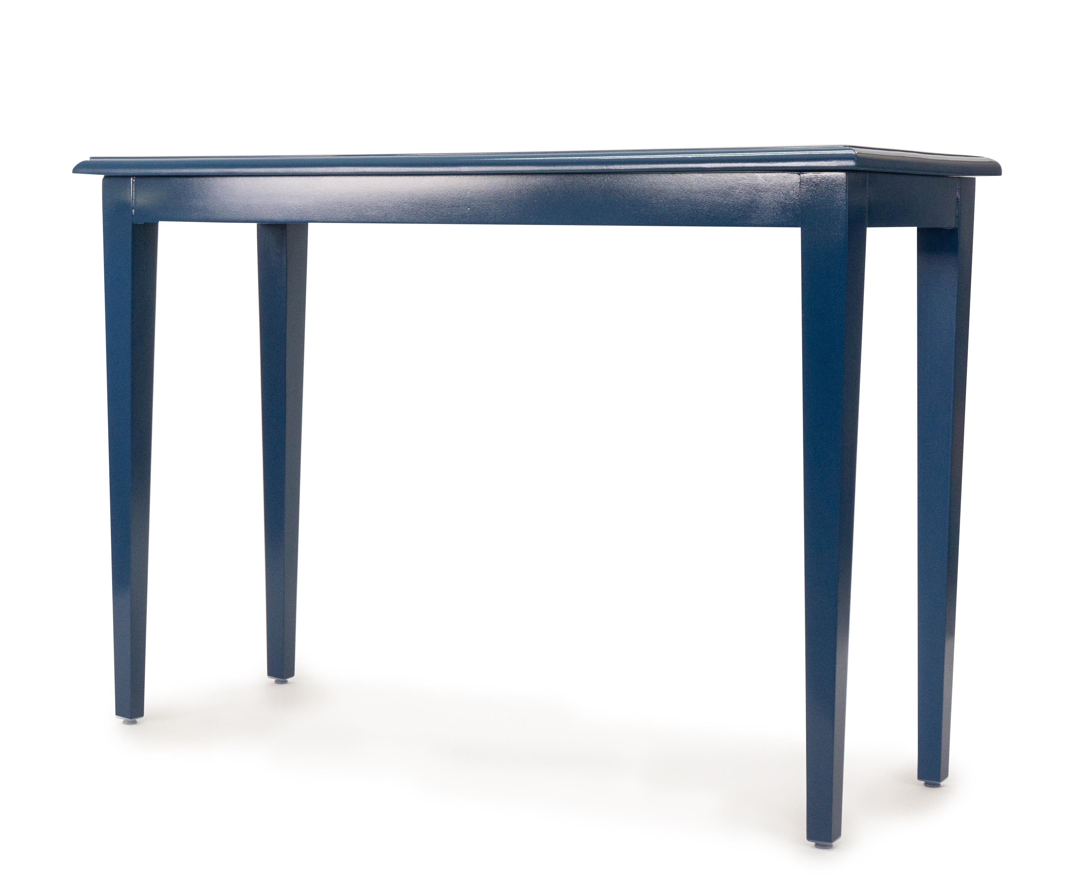 blue lacquer table