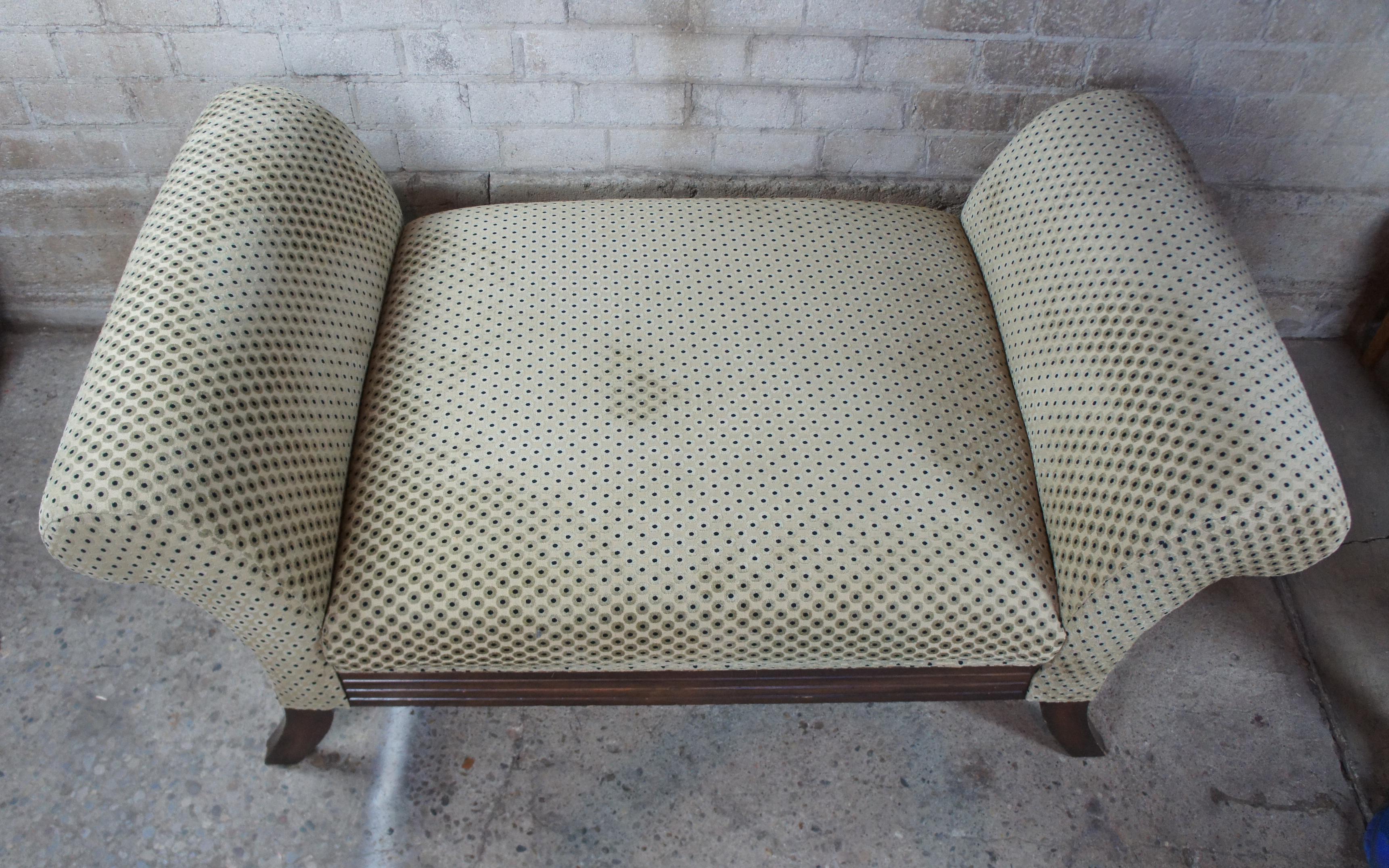 20th Century Traditional Contemporary Polka Dot Upholstered Lounge Day Bed Settee For Sale
