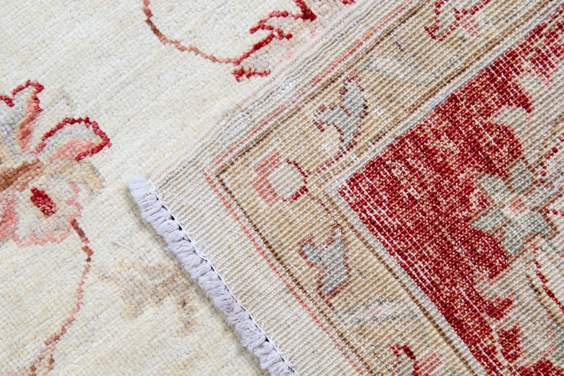 Contemporary Traditional Cream Red Ziegler Carpet Handmade Wool Oriental Area Rug For Sale